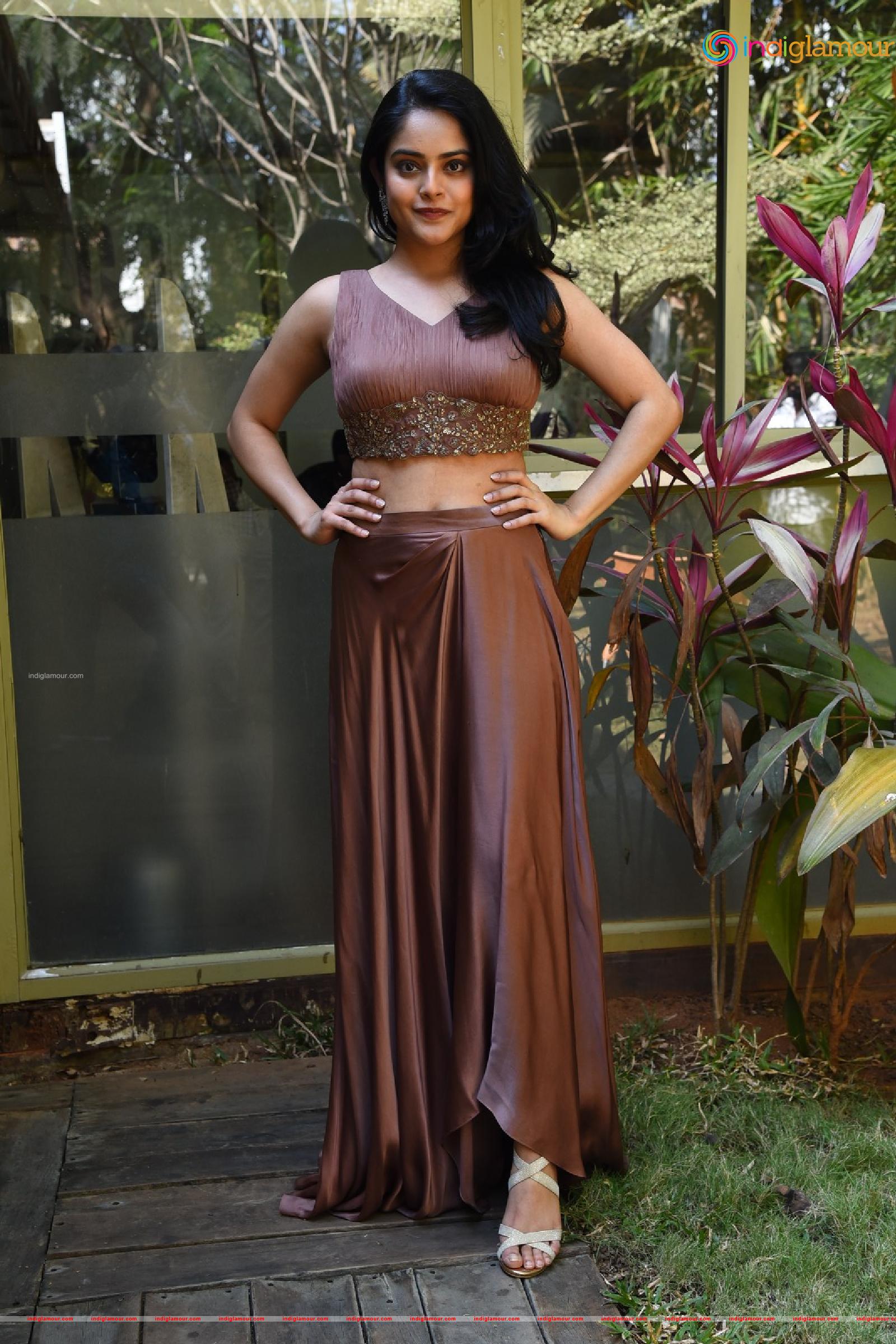 Riddhi Kumar Actress hd photo