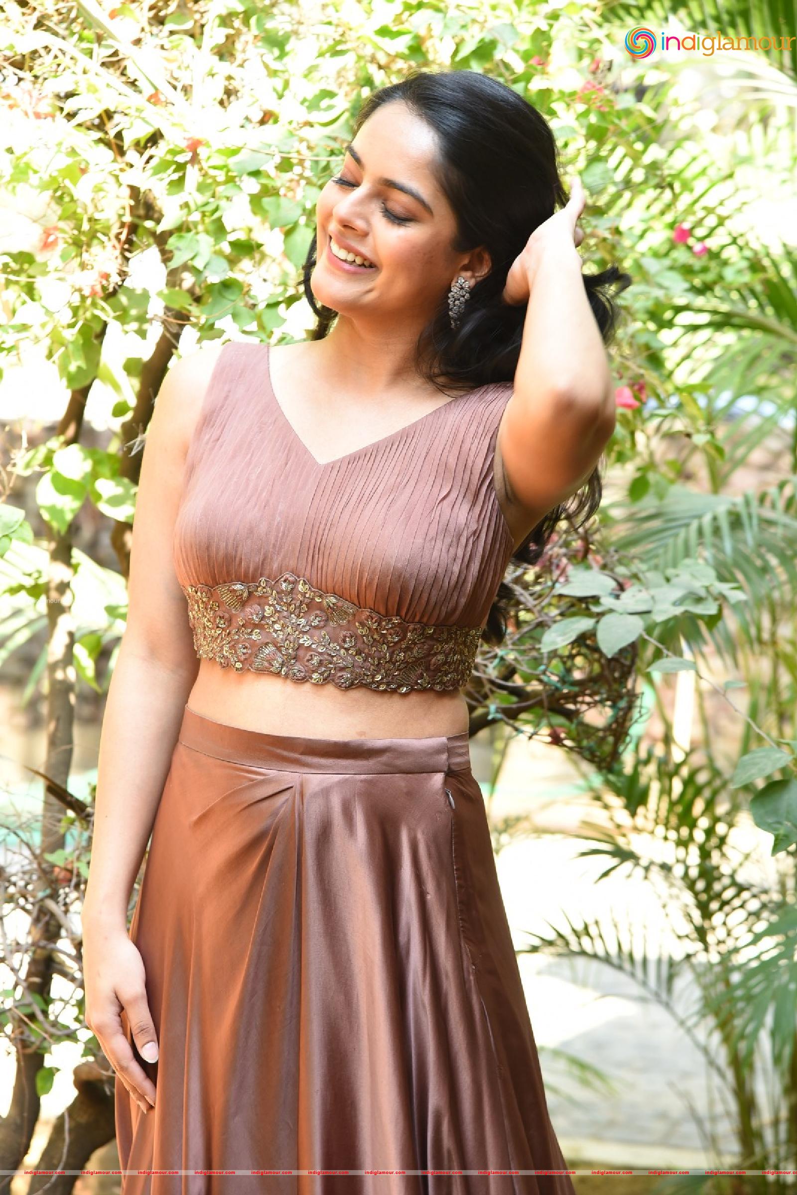 Riddhi Kumar Actress hd photo