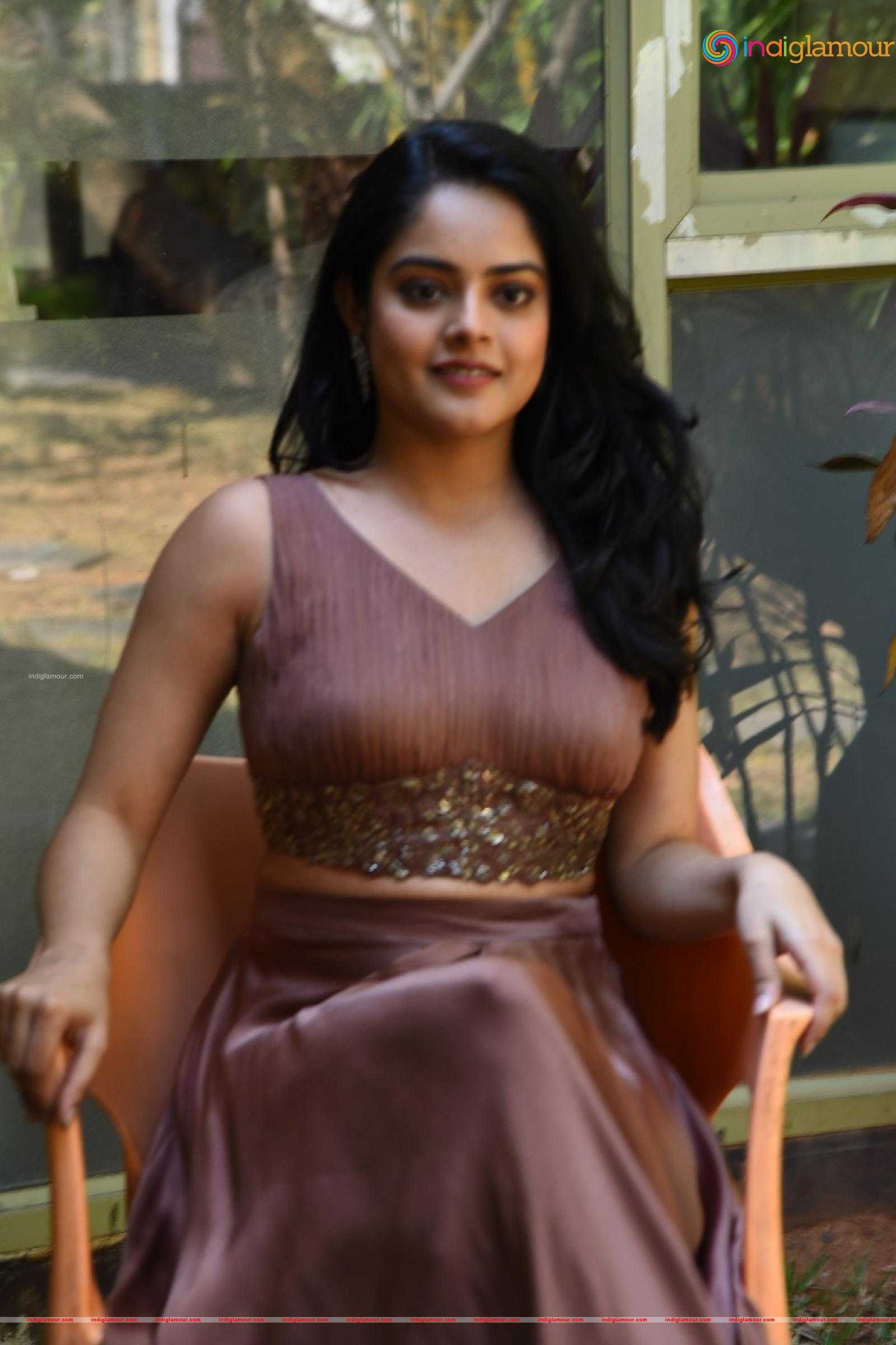 Riddhi Kumar Actress hd photo