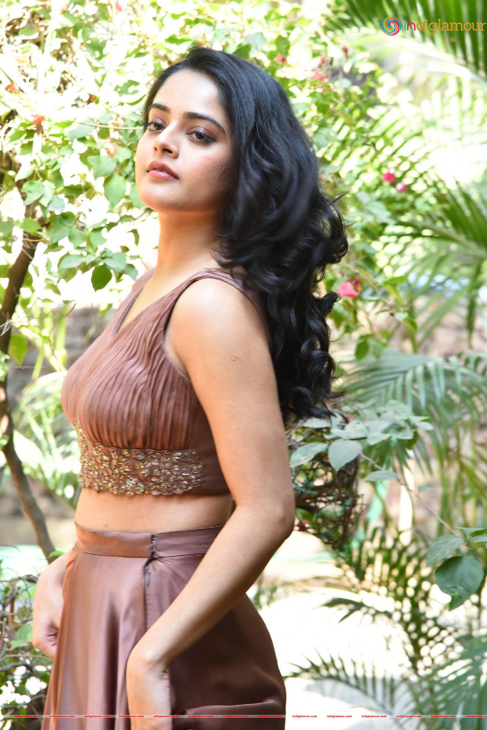 Riddhi Kumar Actress hd photo