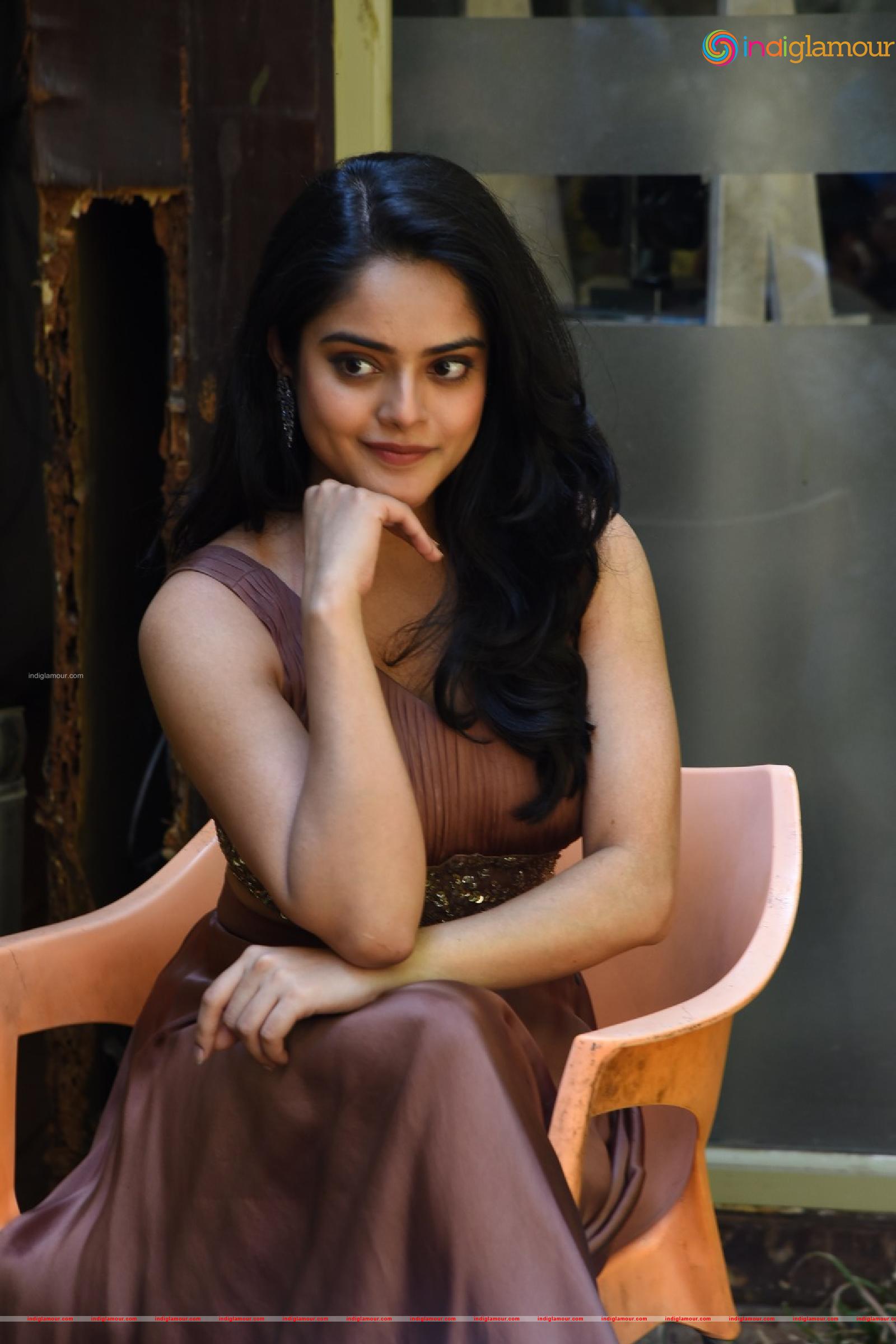 Riddhi Kumar Actress hd photo