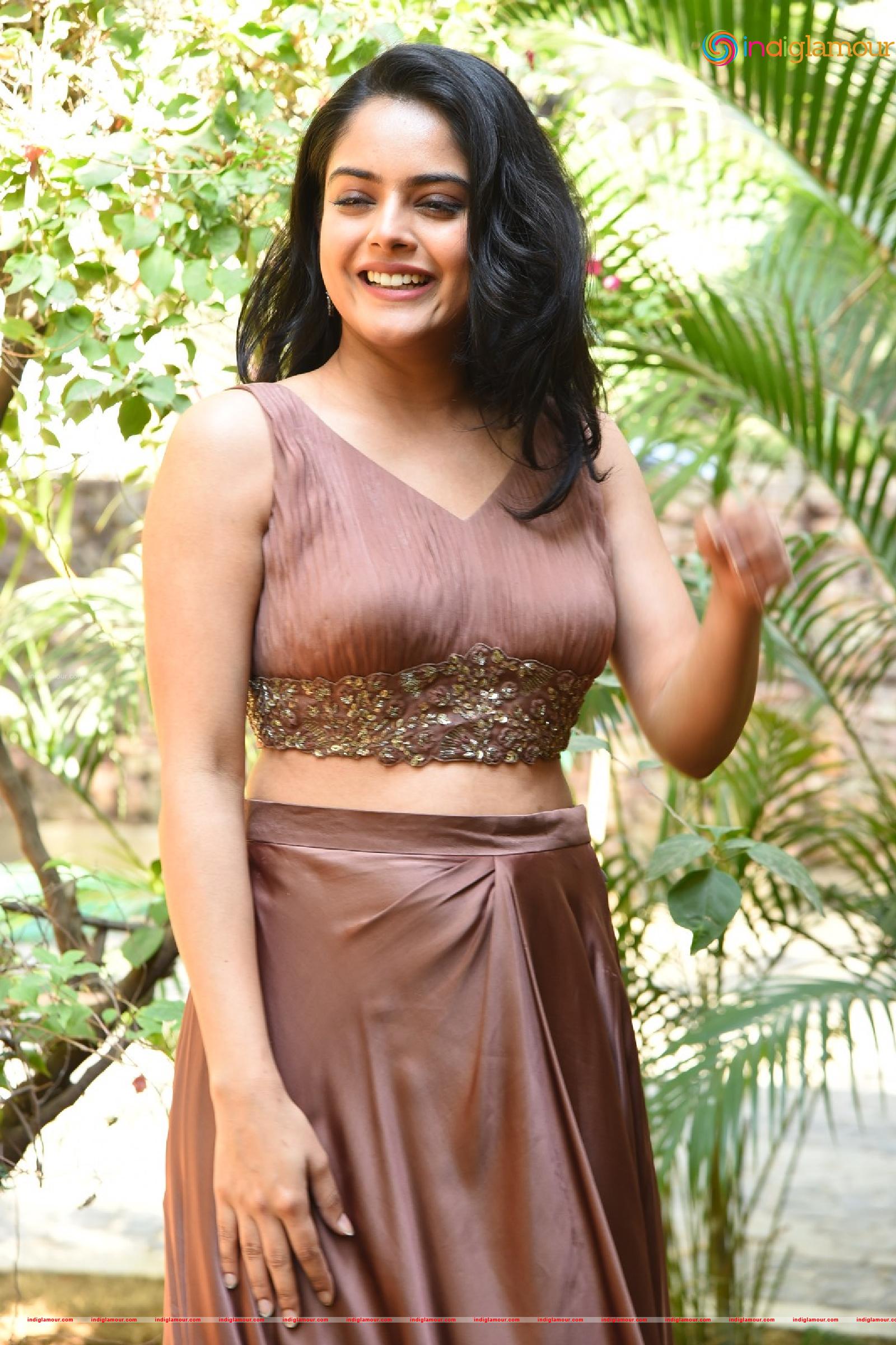 Riddhi Kumar Actress hd photo