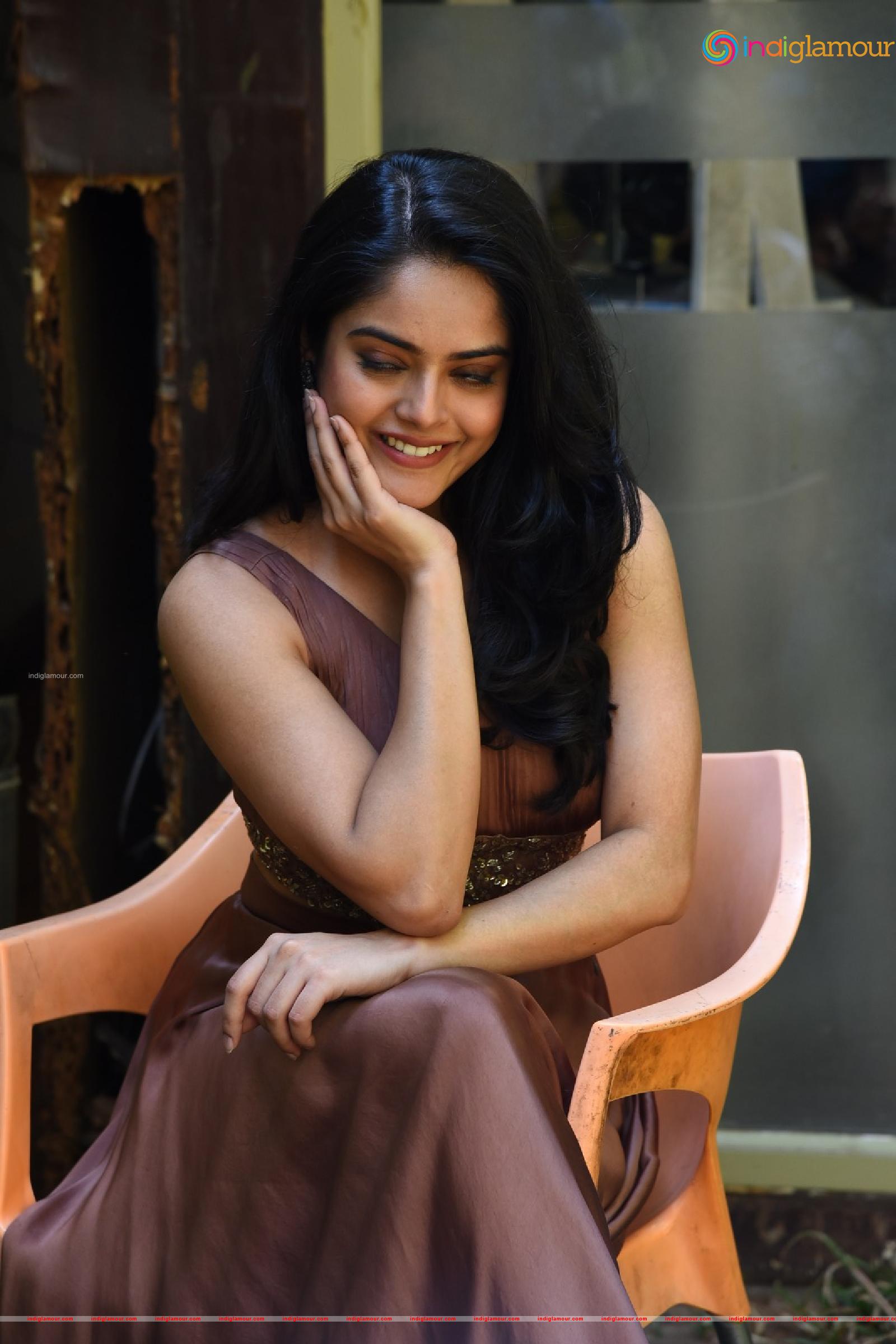 Riddhi Kumar Actress hd photo