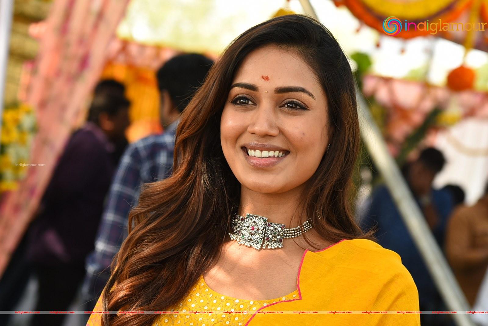 Nivetha Pethuraj Actress hd photo