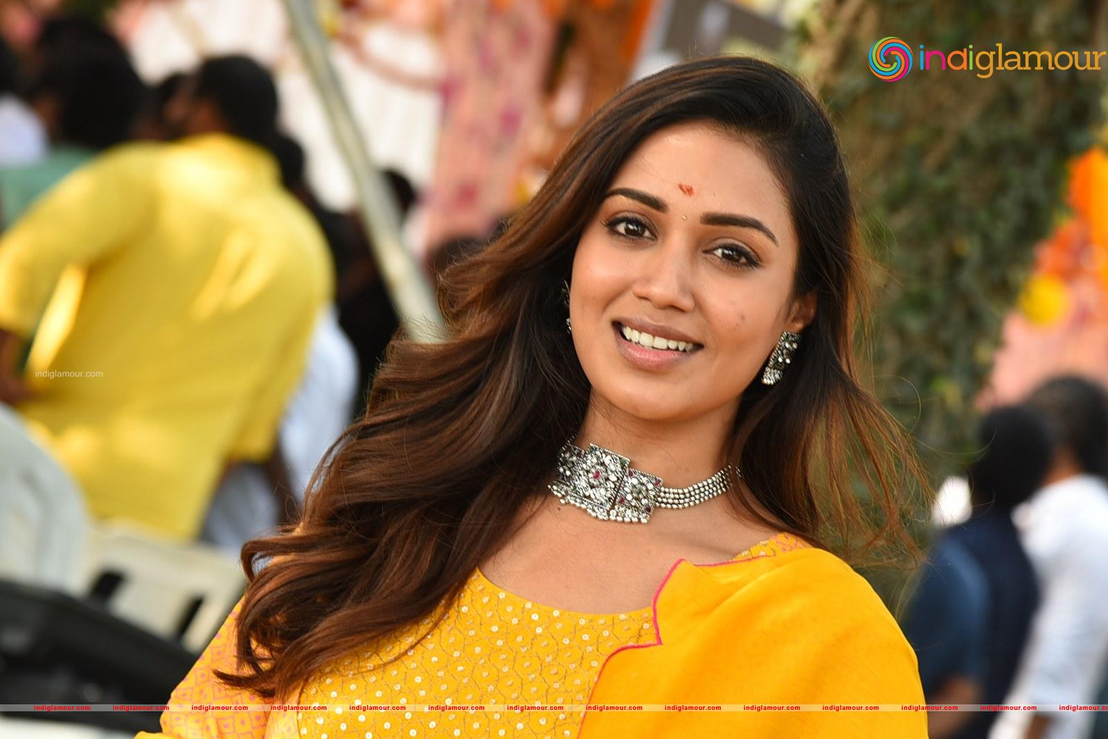 Nivetha Pethuraj Actress hd photo