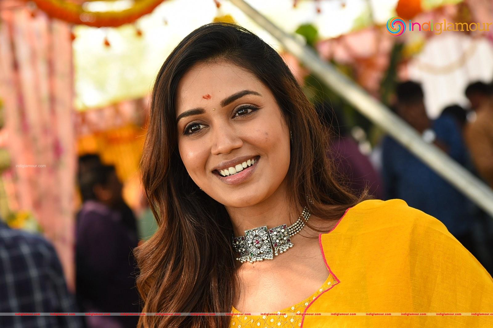 Nivetha Pethuraj Actress hd photo