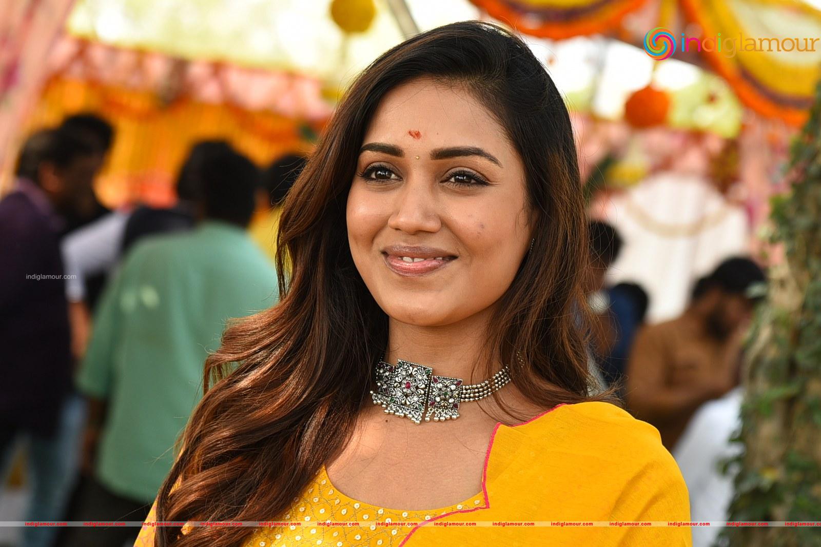 Nivetha Pethuraj Actress hd photo