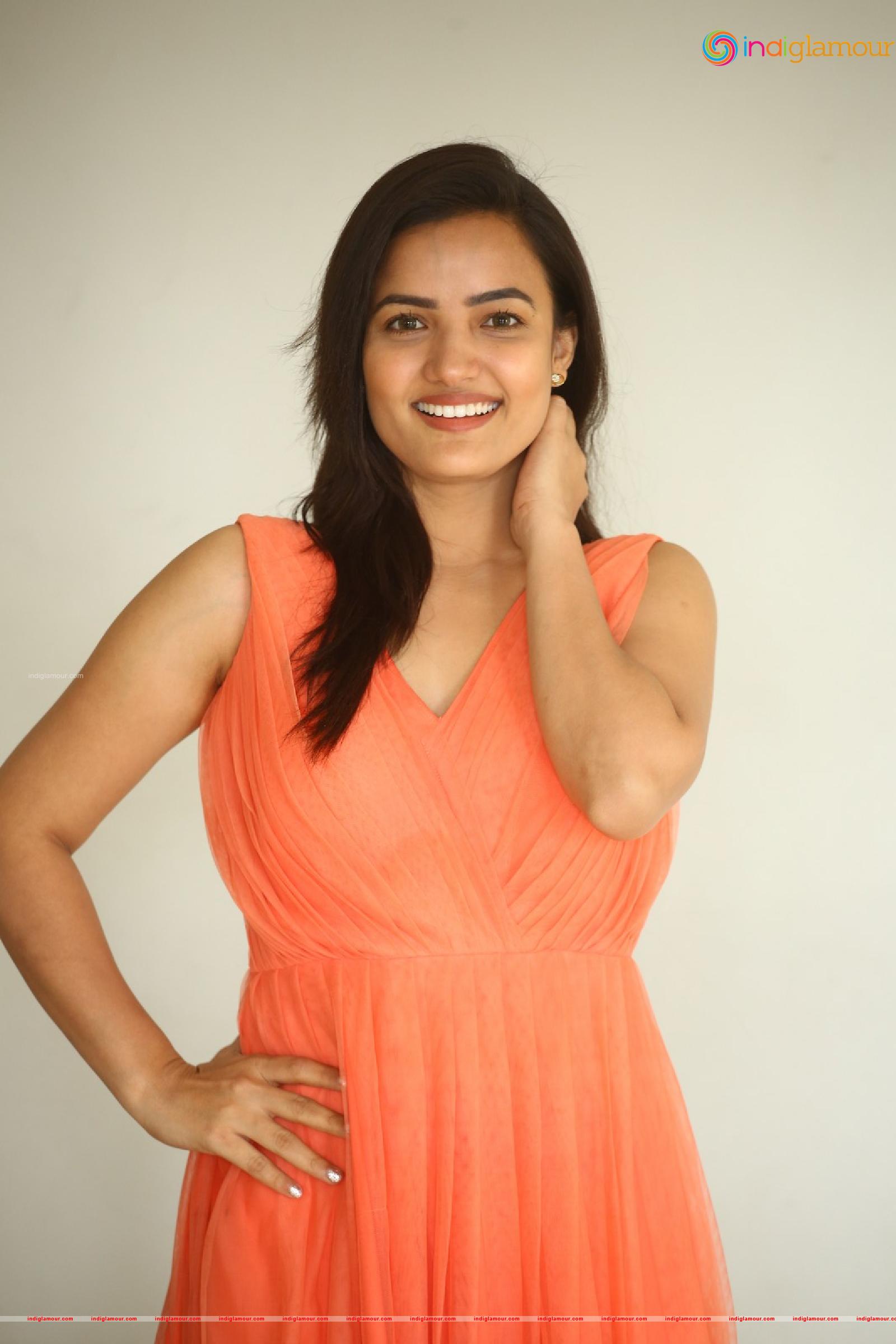Siri Hanmanth Actress hd photo