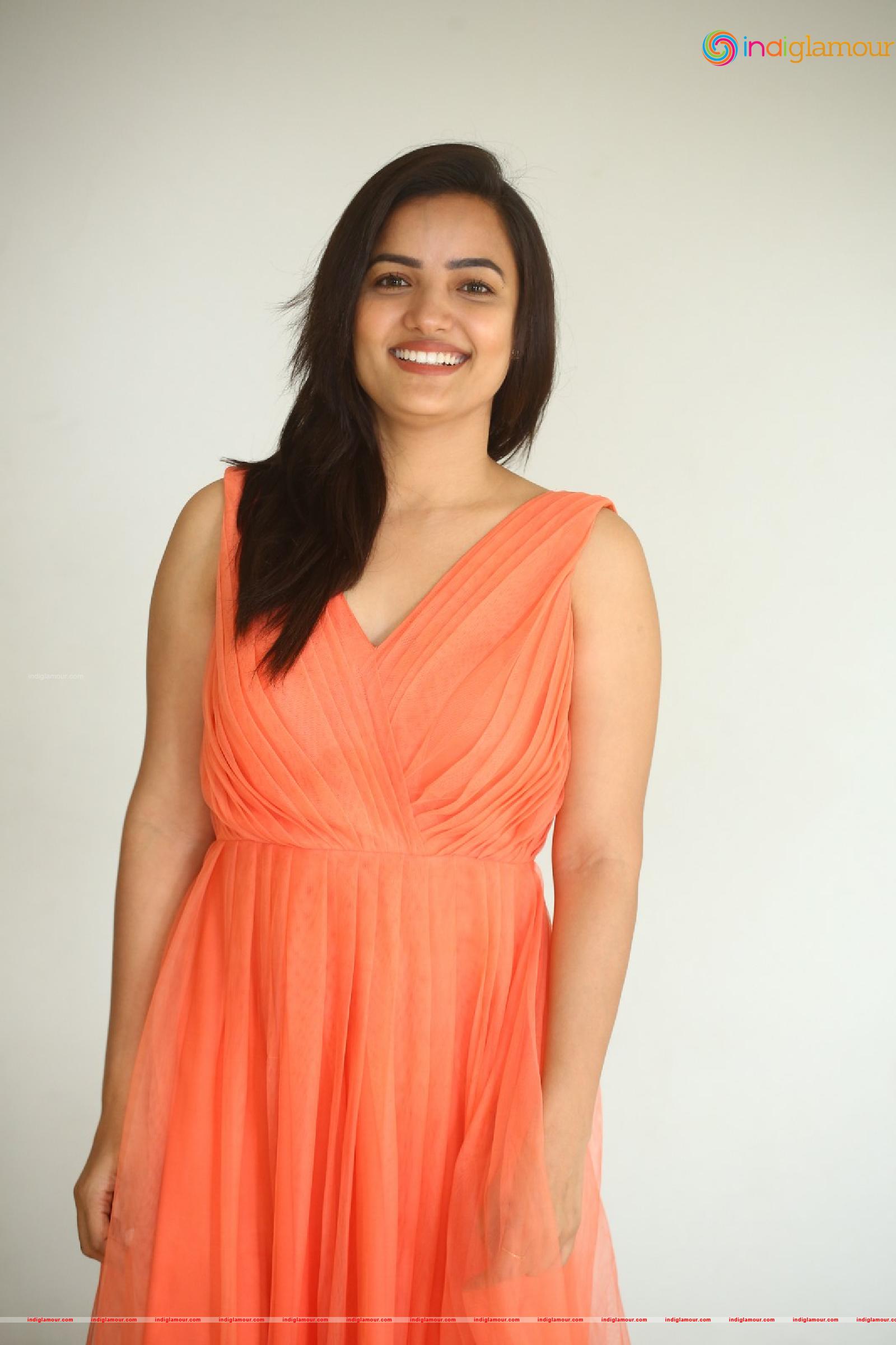 Siri Hanmanth Actress hd photo