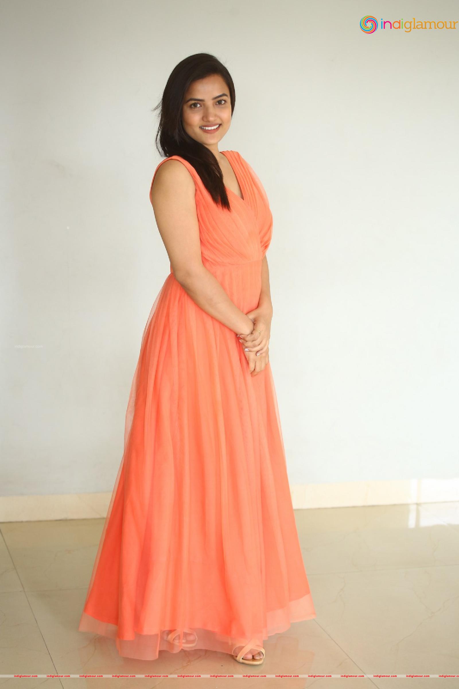 Siri Hanmanth Actress hd photo