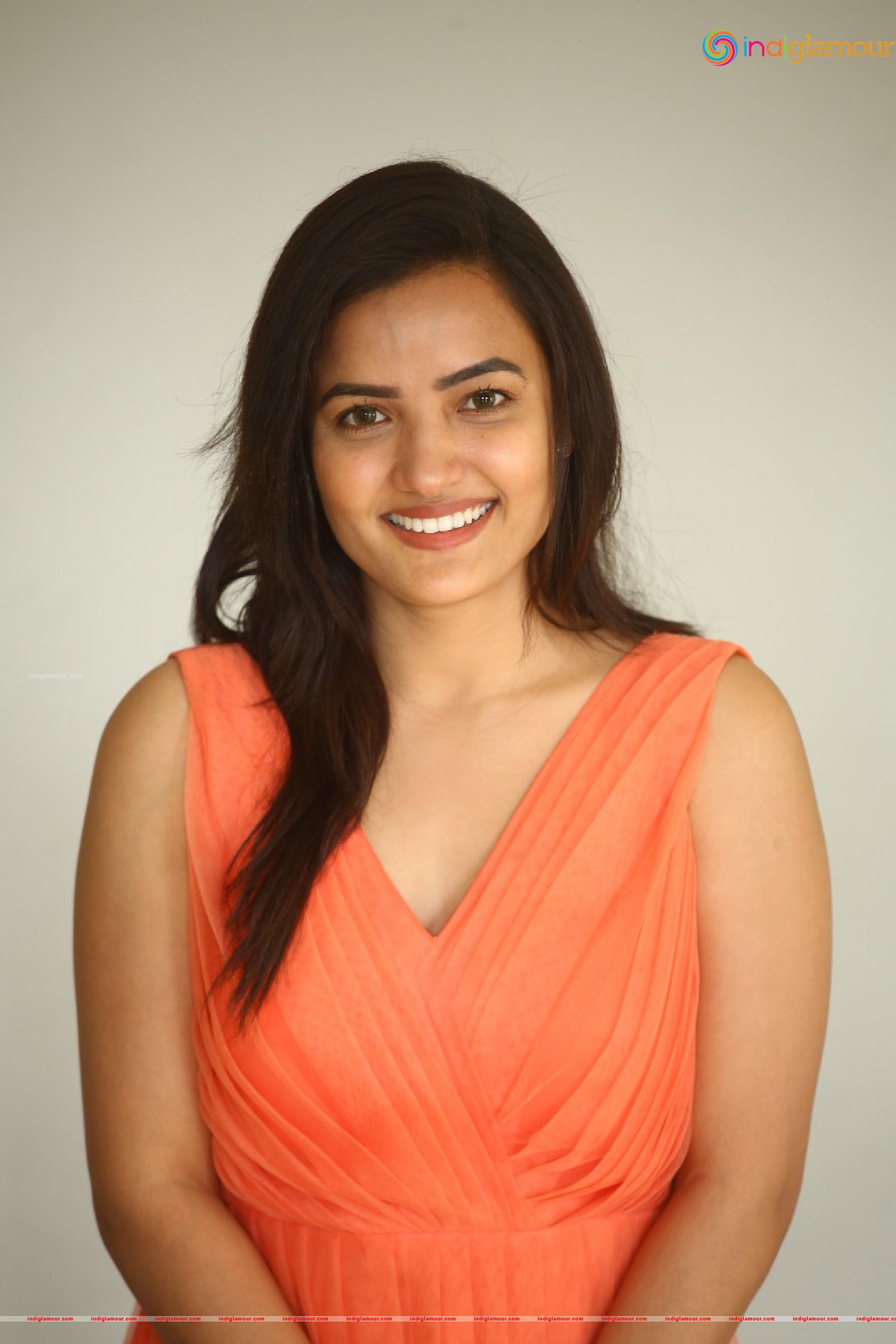 Siri Hanmanth Actress hd photo