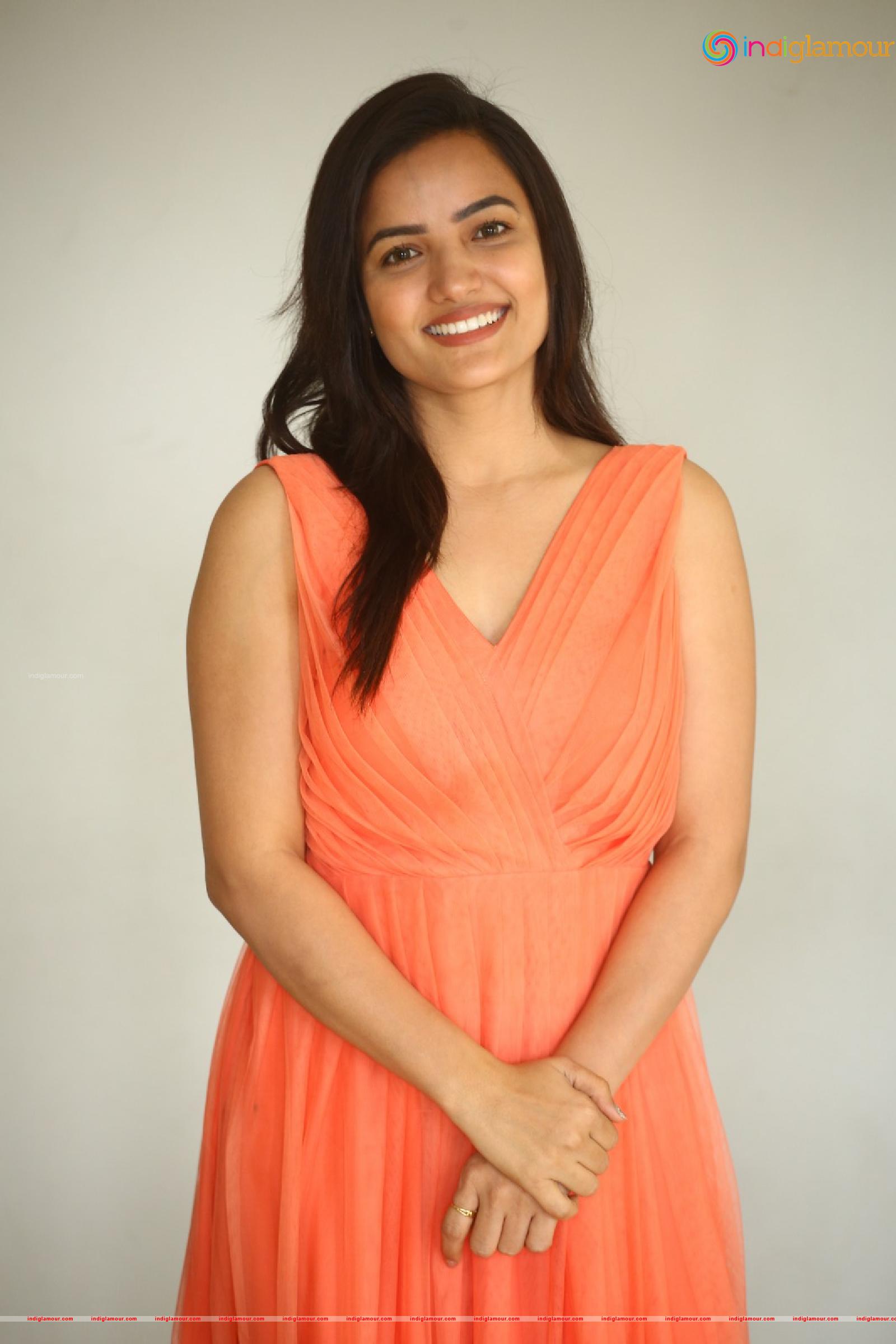 Siri Hanmanth Actress hd photo
