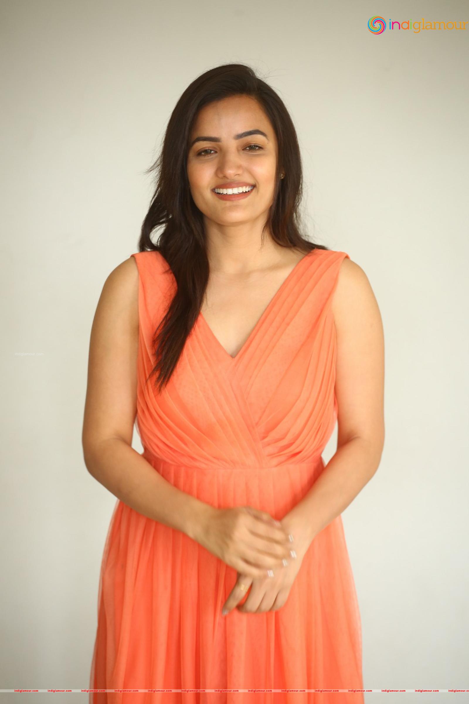 Siri Hanmanth Actress hd photo