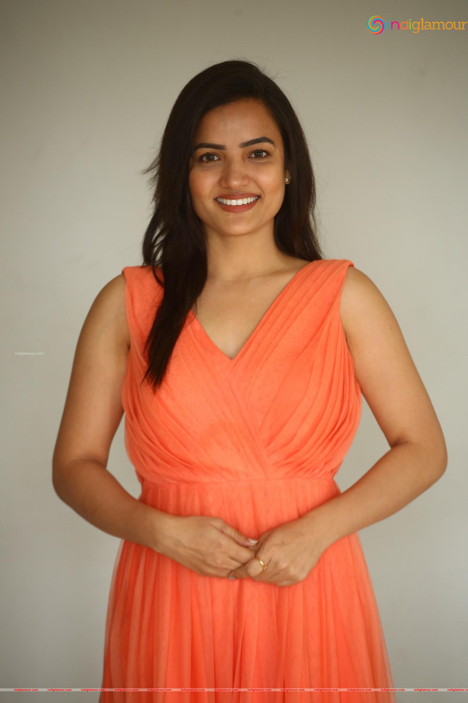Siri Hanmanth Actress hd photo