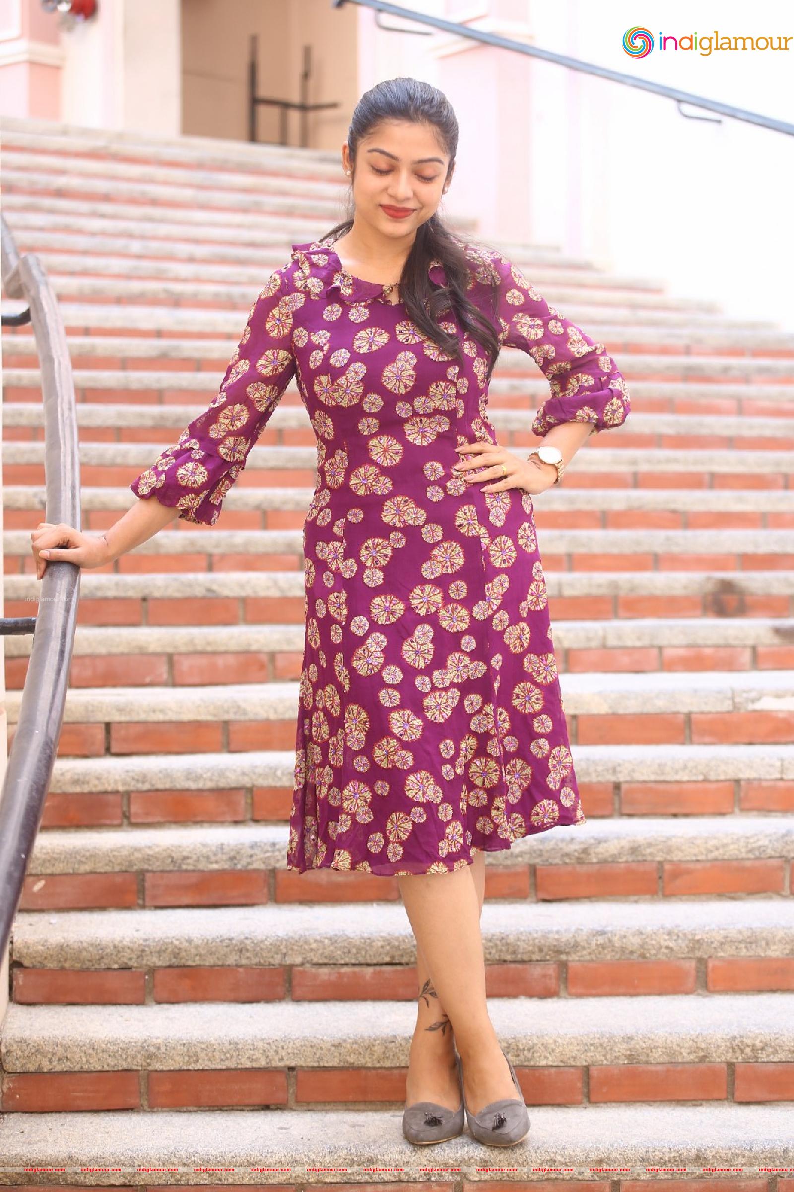 Varsha Bollamma Actress hd photo