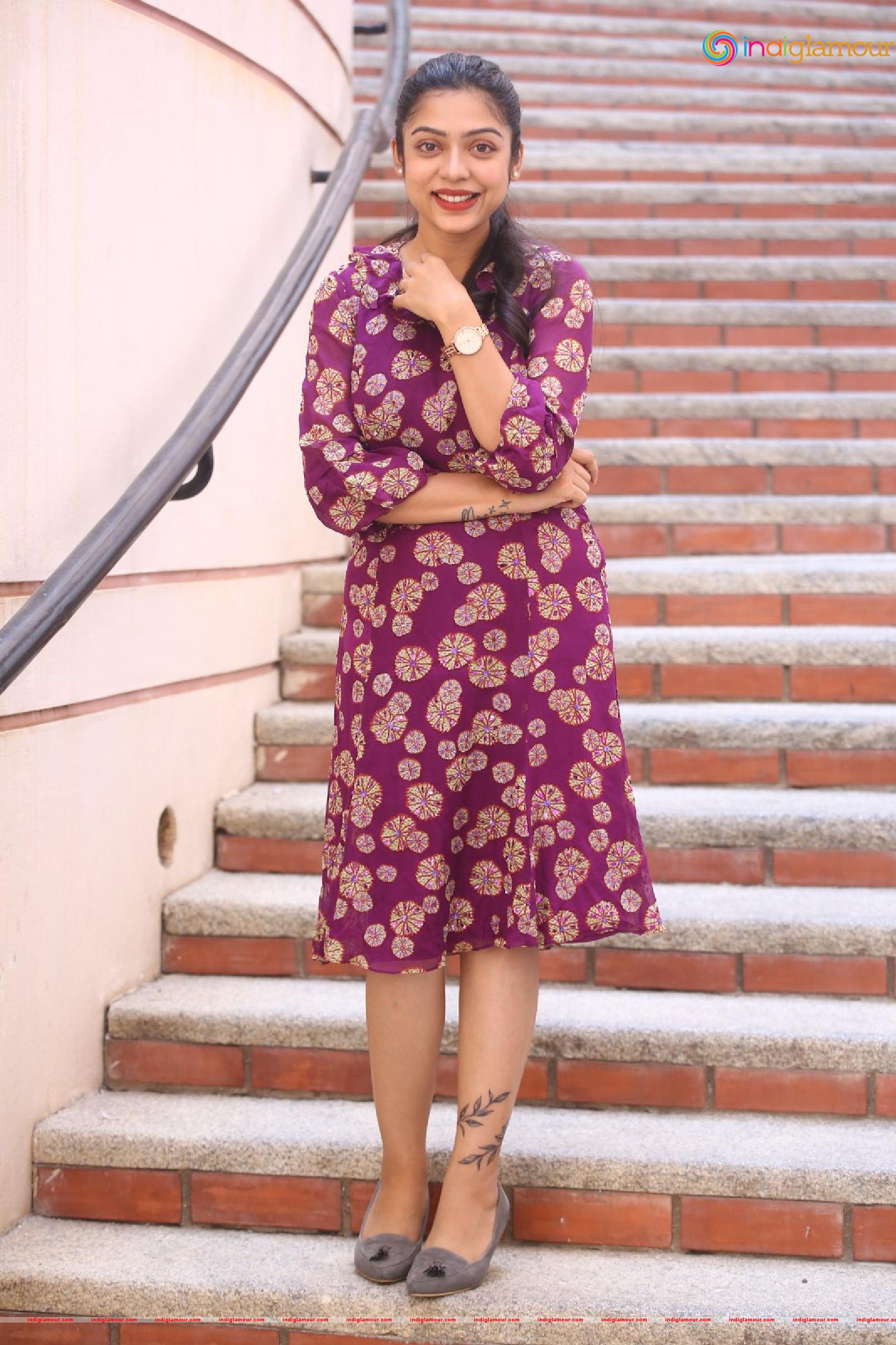 Varsha Bollamma Actress hd photo
