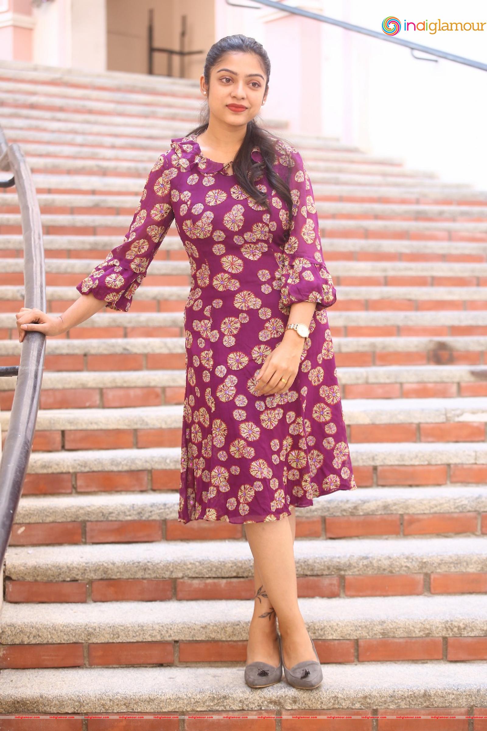 Varsha Bollamma Actress hd photo