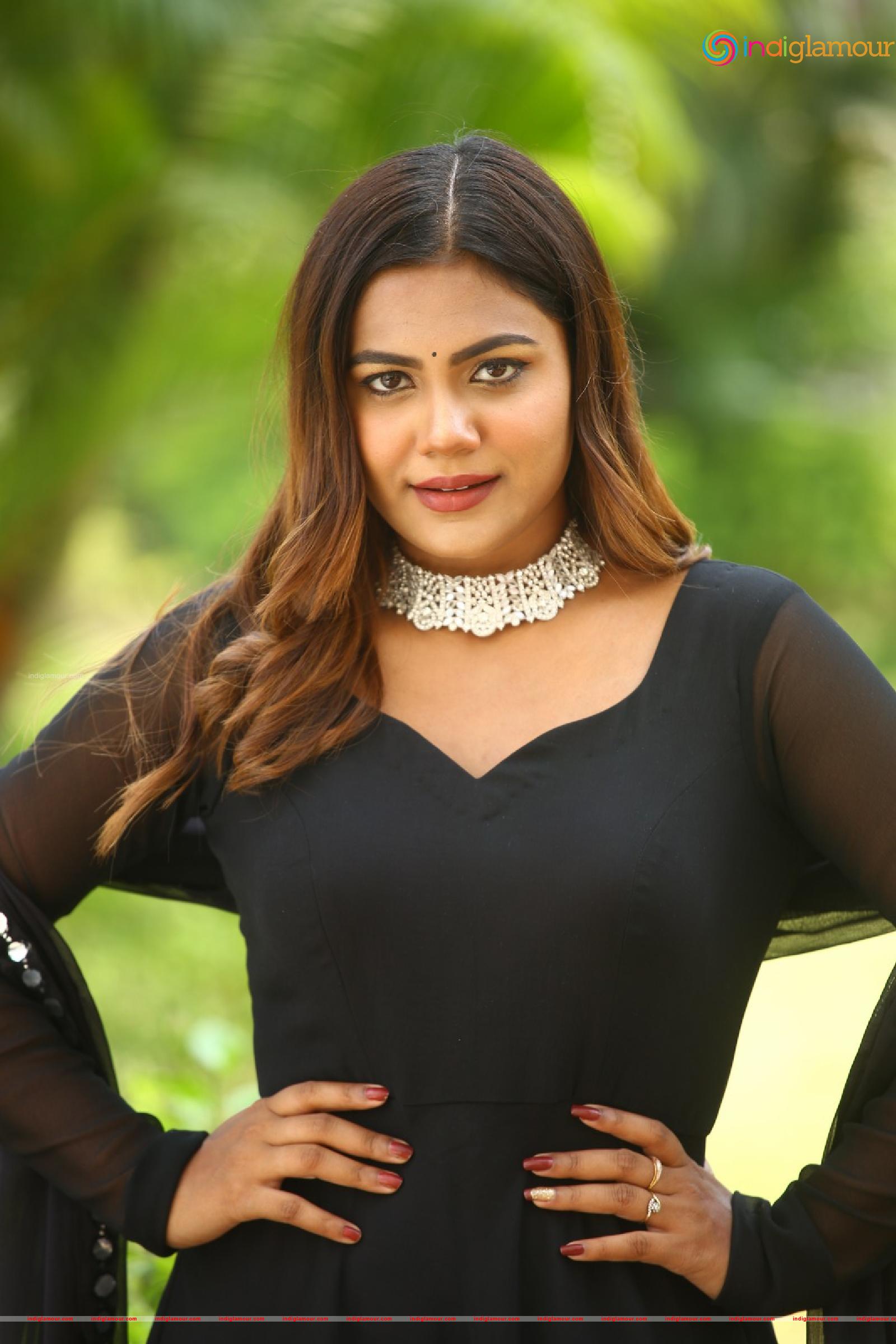 Ritu Sree Actress hd photo