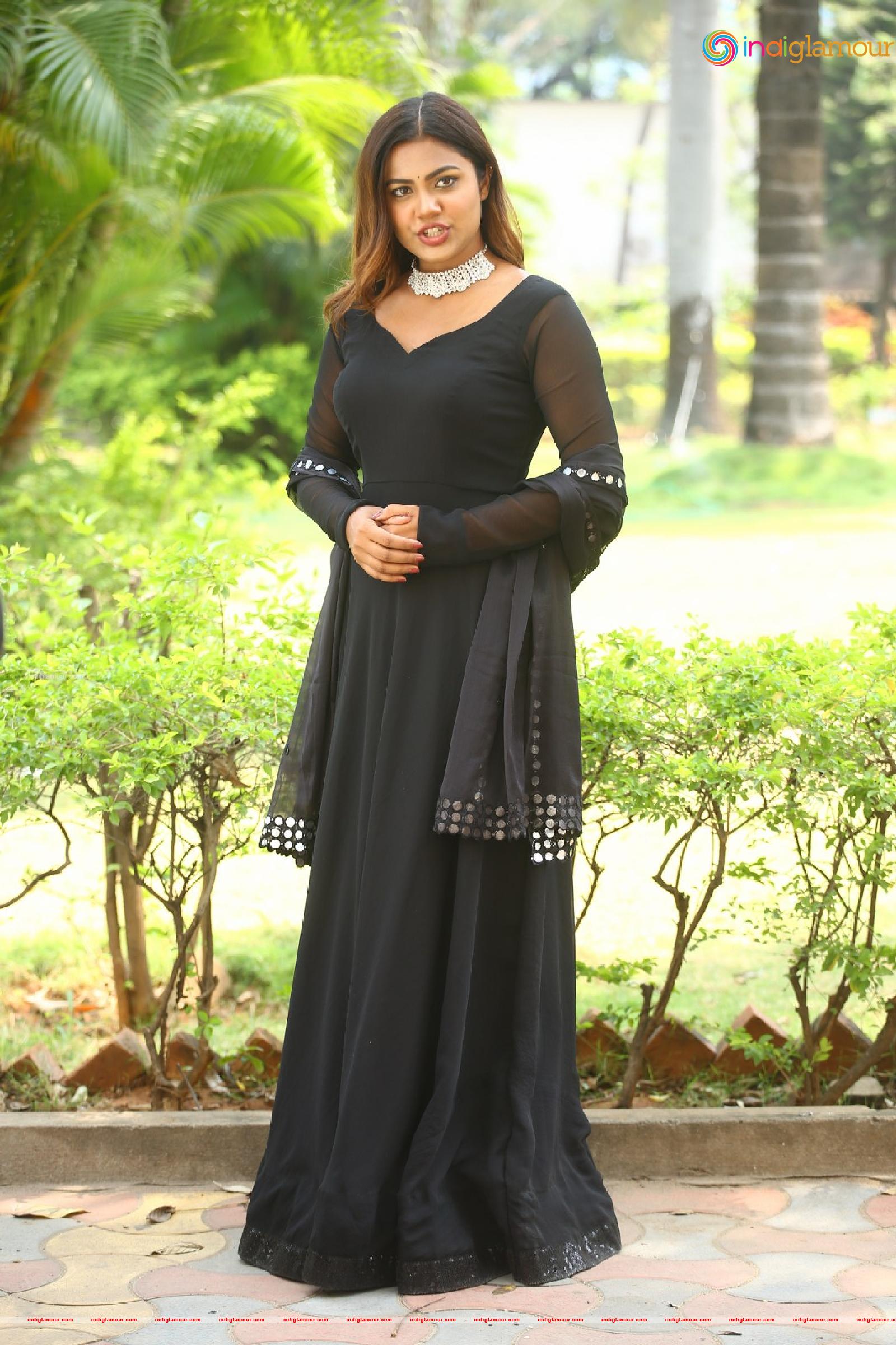Ritu Sree Actress hd photo