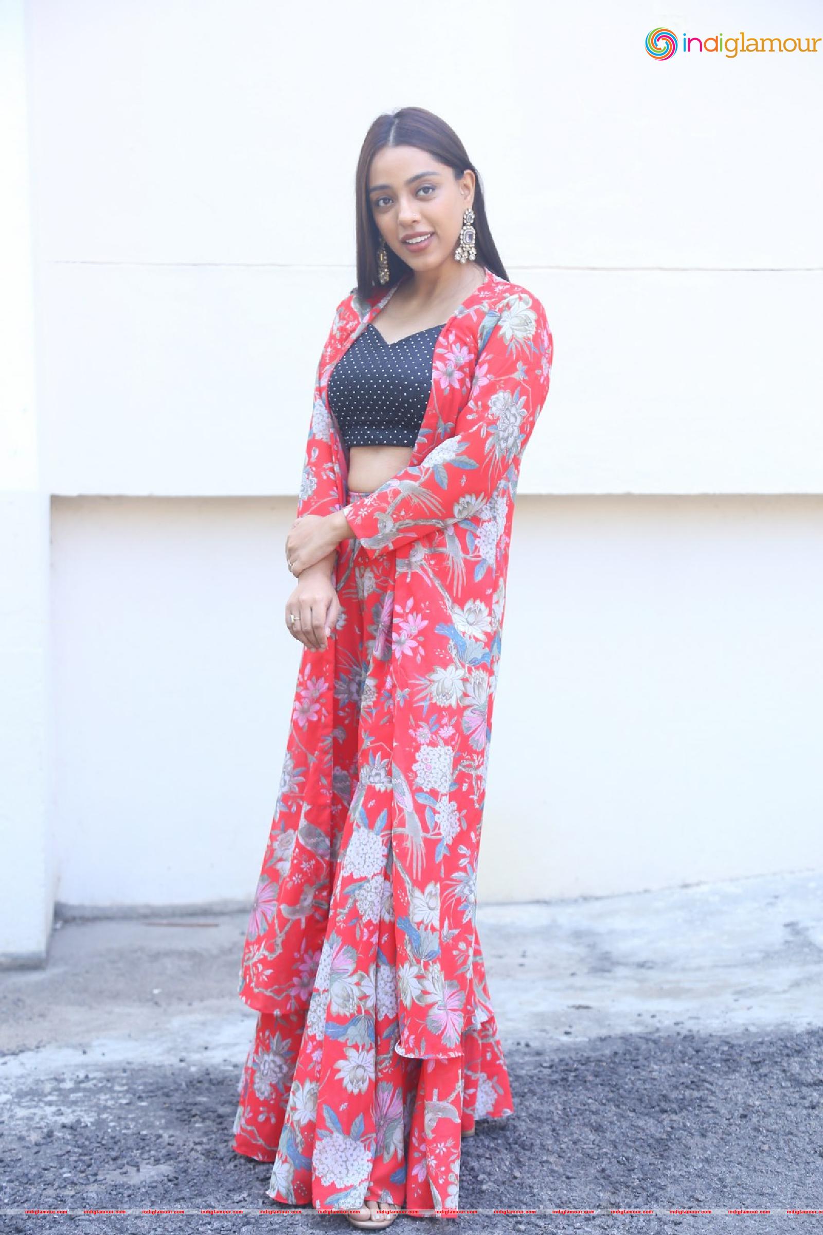 Deviyani Sharma Actress hd photo