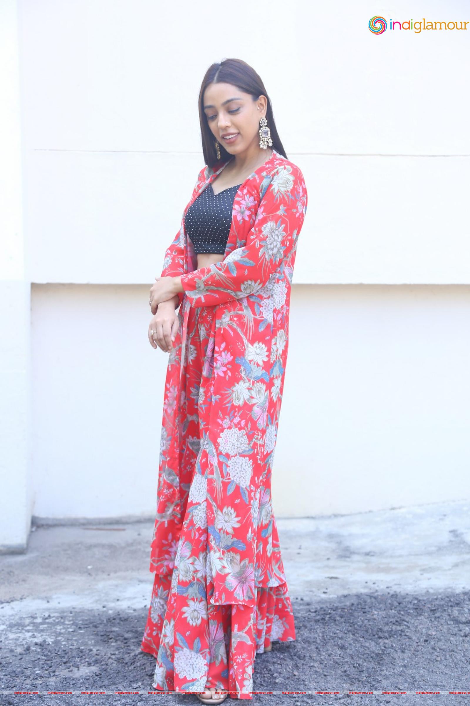 Deviyani Sharma Actress hd photo