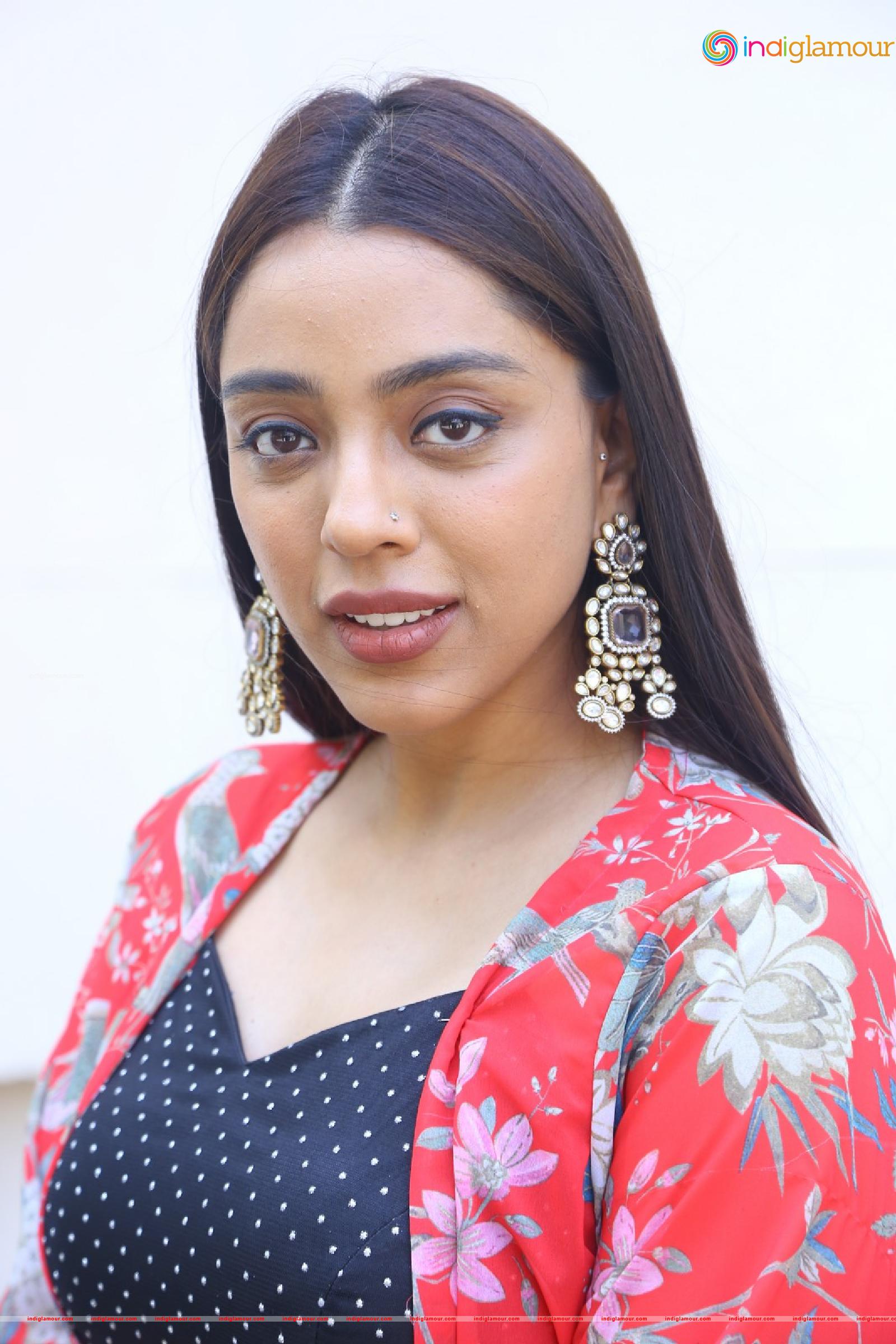 Deviyani Sharma Actress hd photo