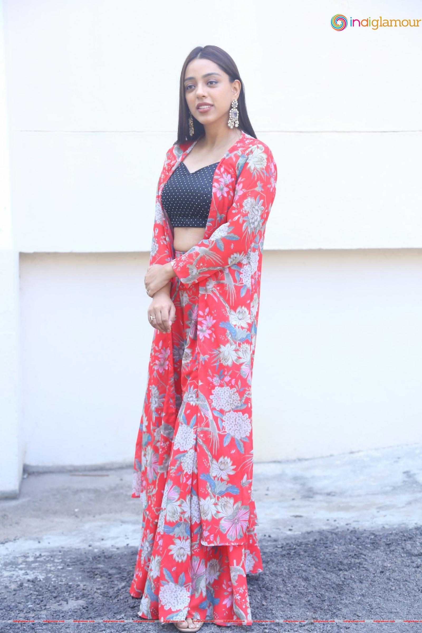 Deviyani Sharma Actress hd photo