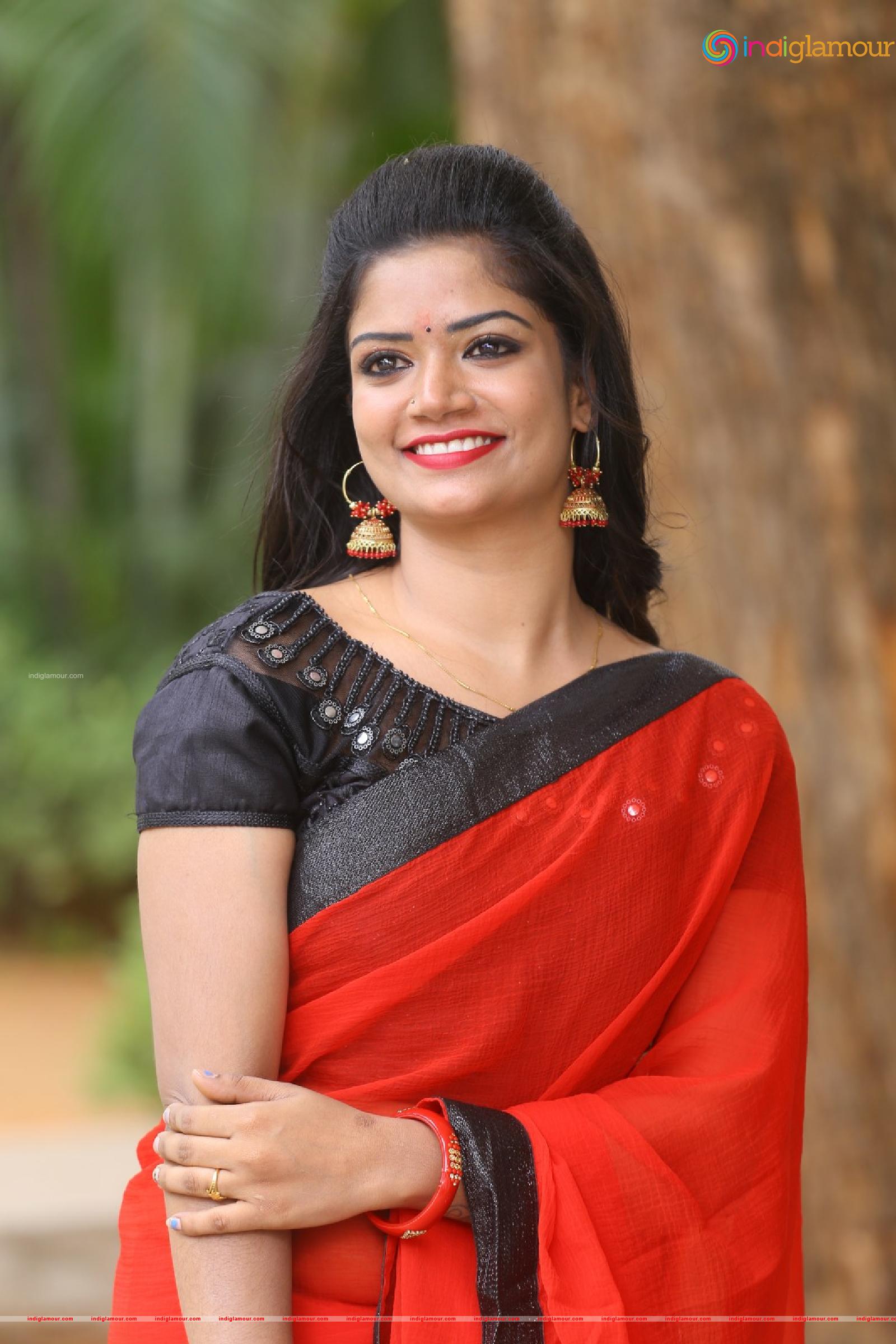 Srujana Actress hd photo
