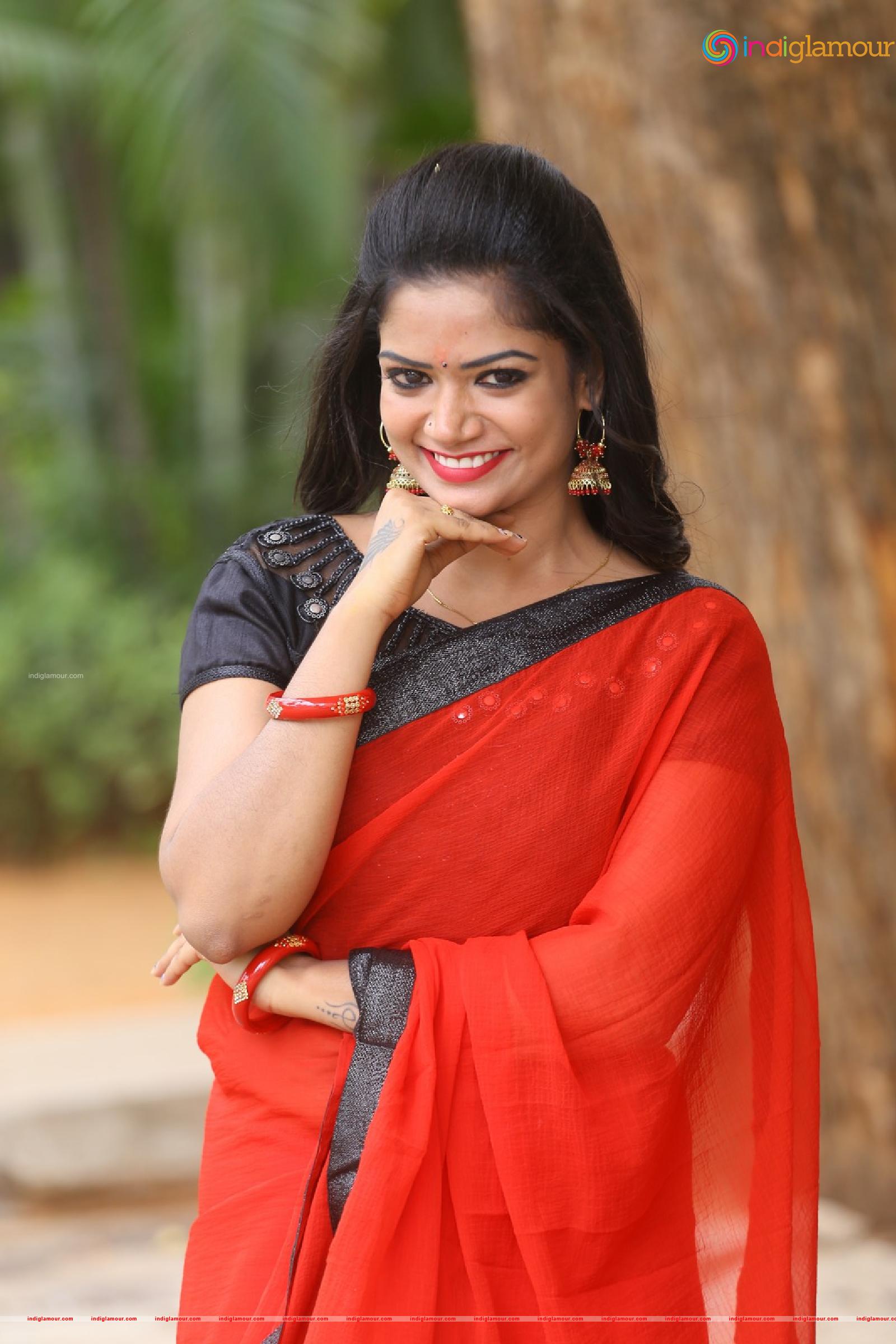 Srujana Actress hd photo