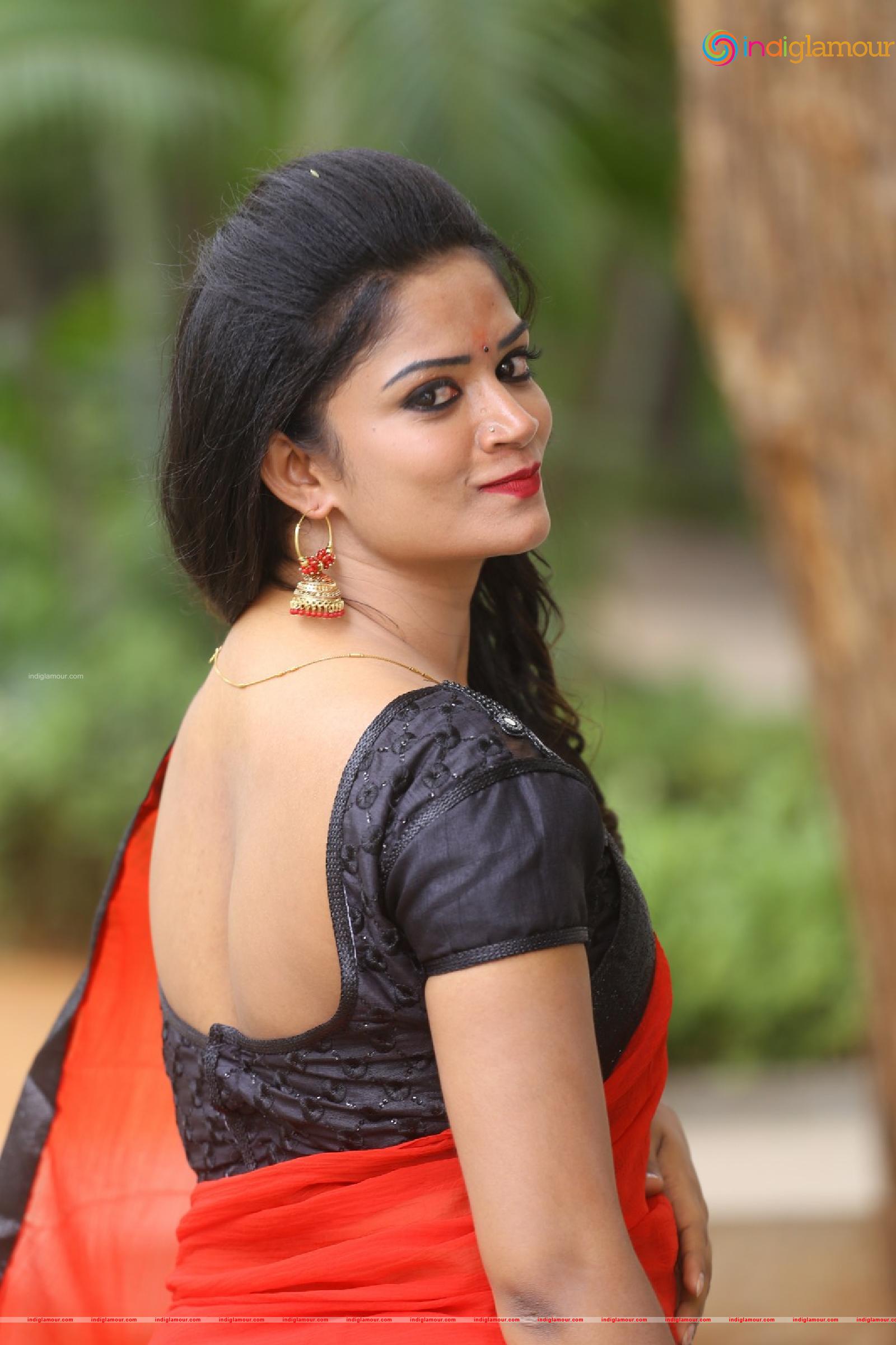 Srujana Actress hd photo