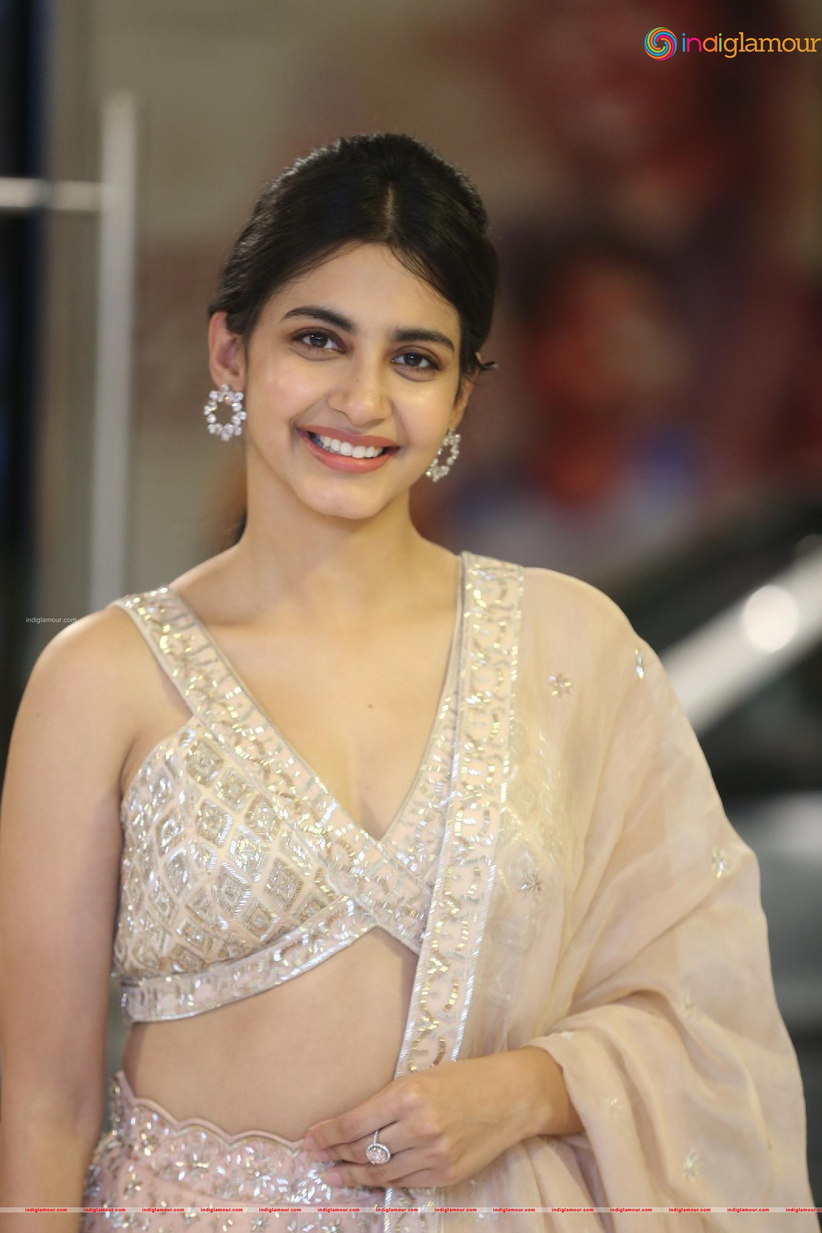 Pragati Srivastava photos