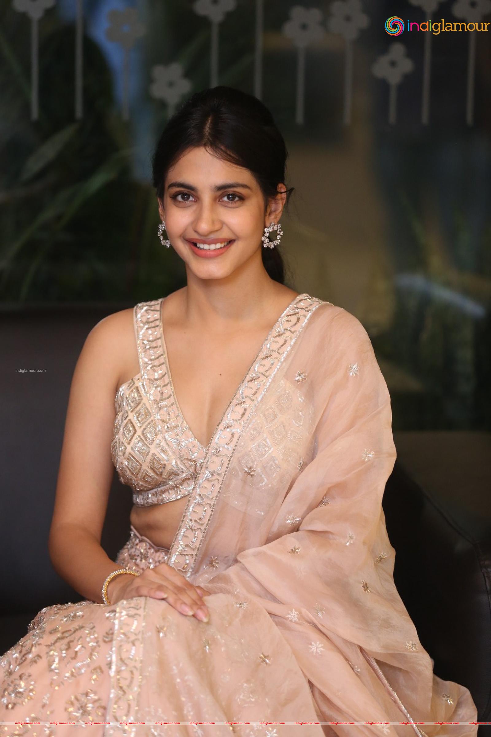 Pragati Srivastava Actress hd photo