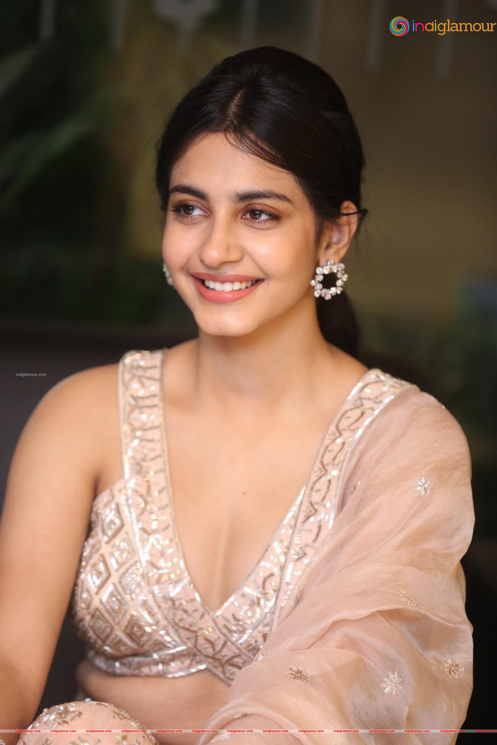 Pragati Srivastava Actress hd photo