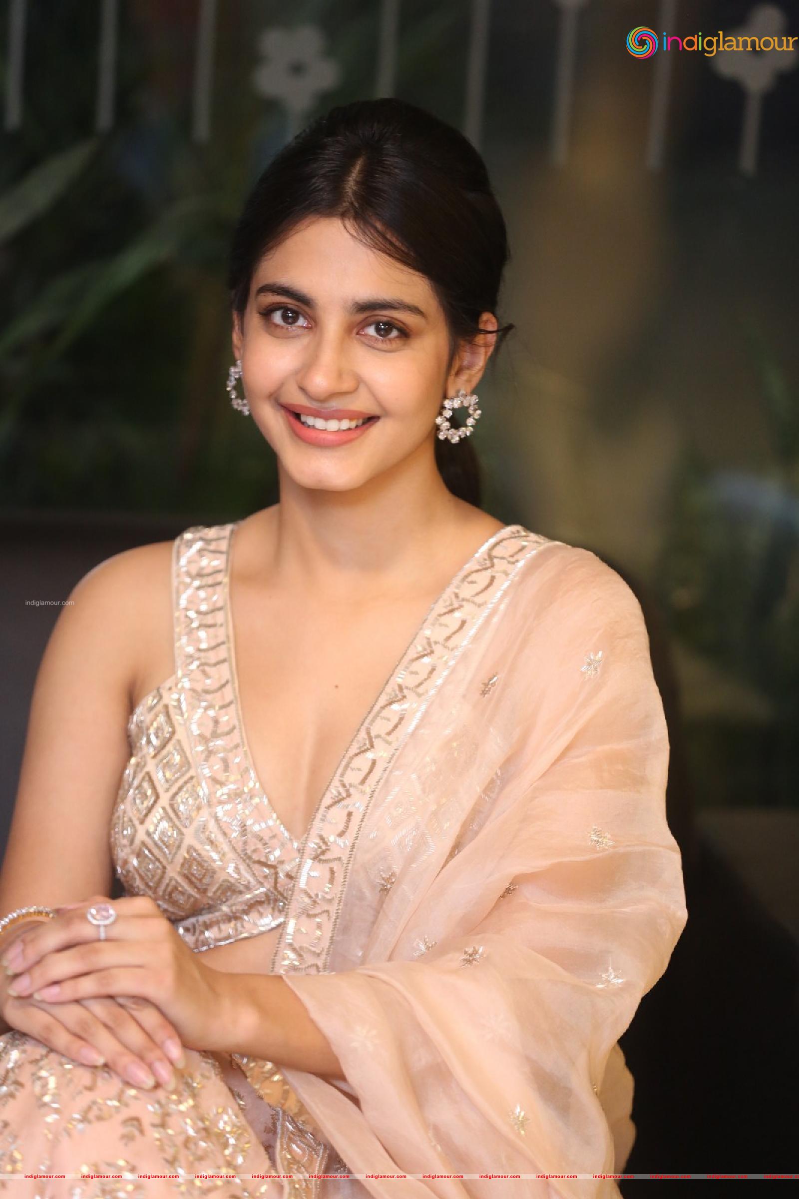 Pragati Srivastava Actress hd photo