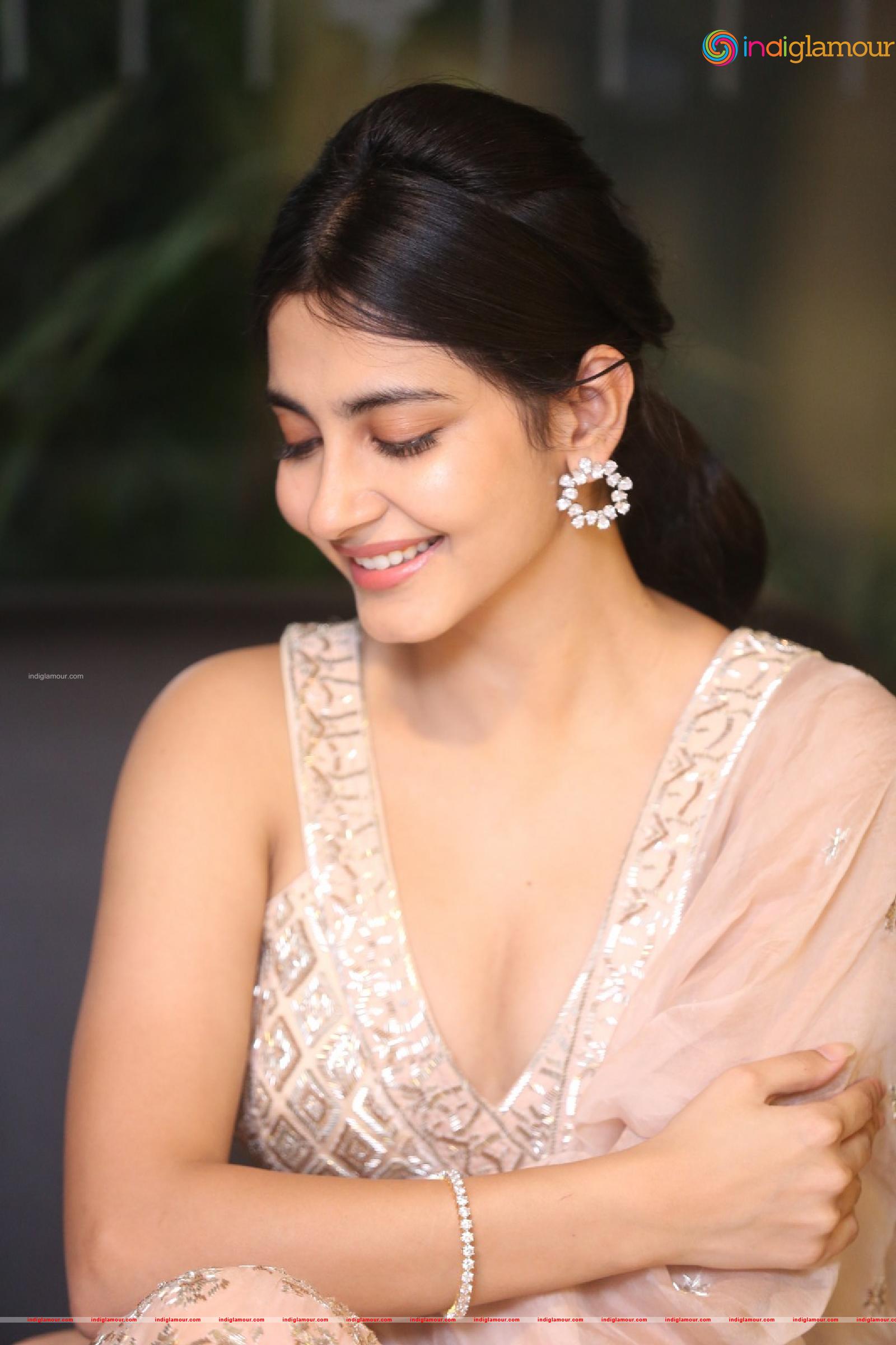 Pragati Srivastava Actress hd photo