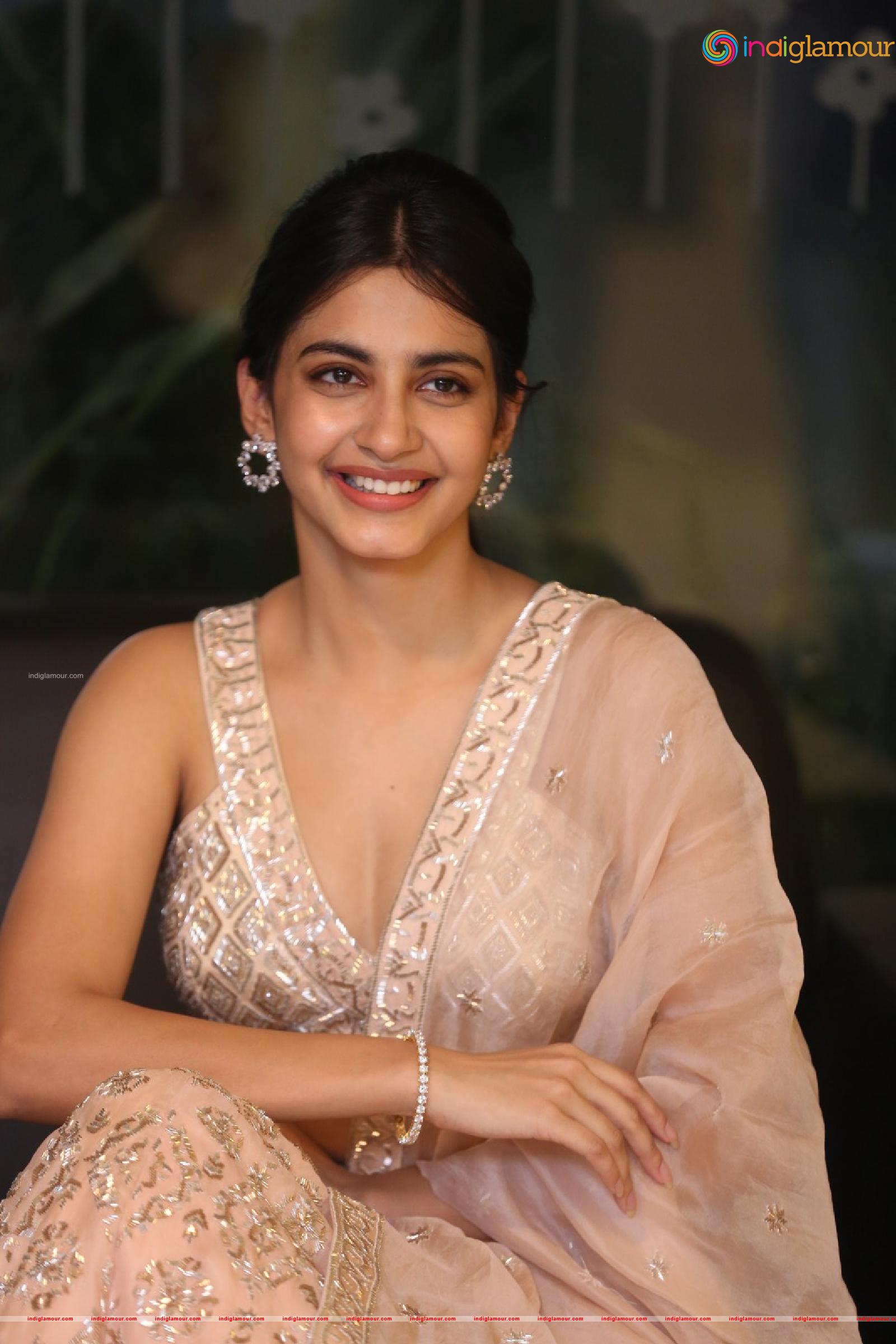 Pragati Srivastava Actress hd photo