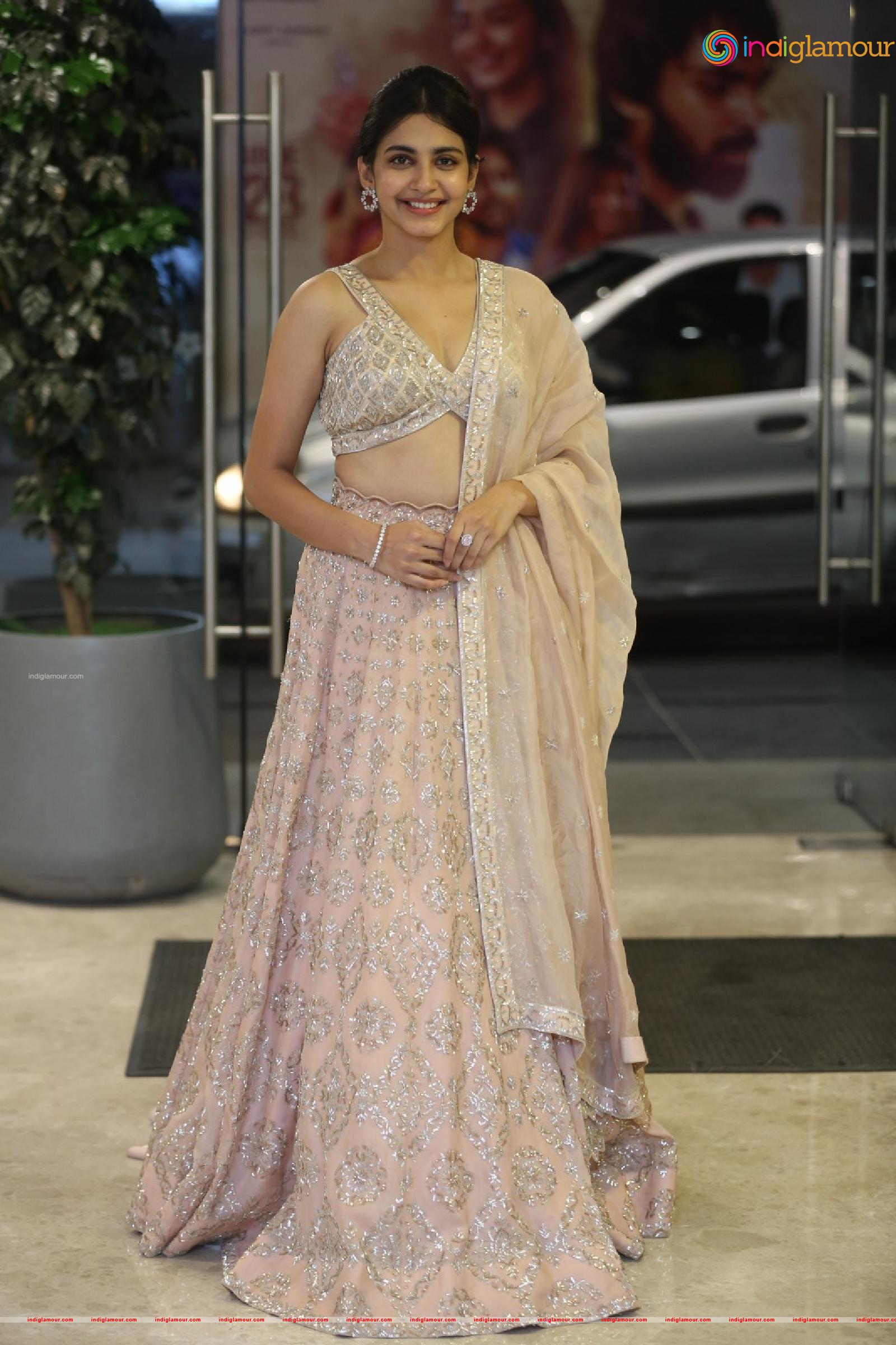 Pragati Srivastava Actress hd photo