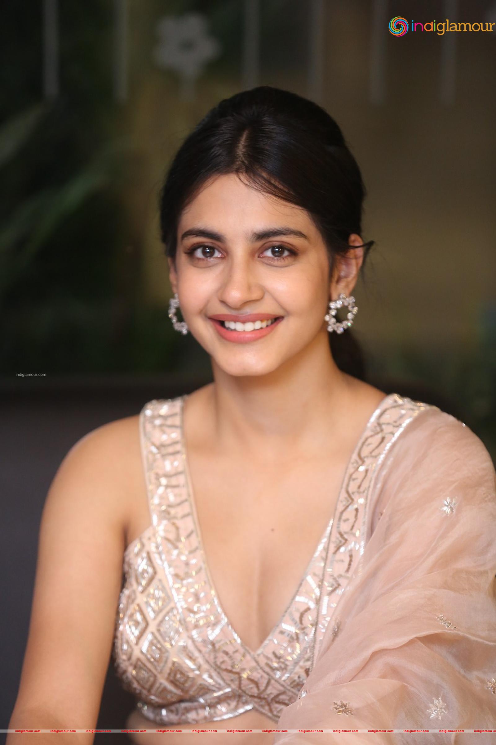 Pragati Srivastava Actress hd photo