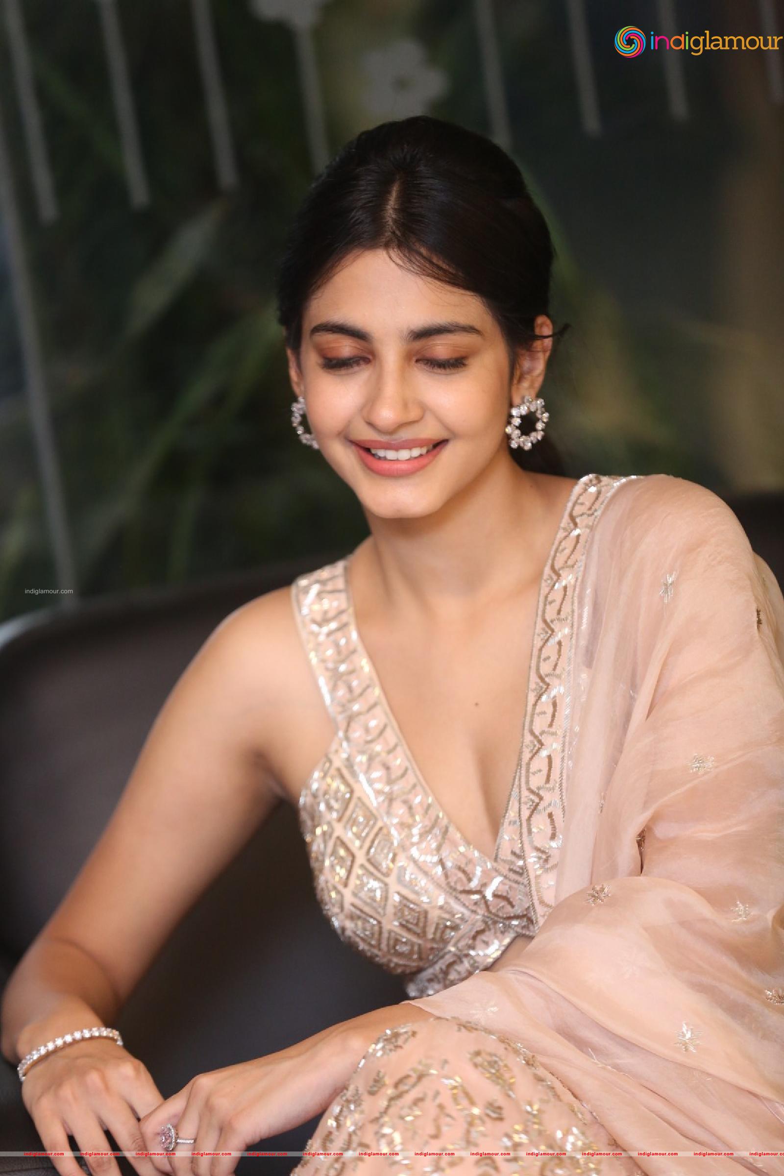 Pragati Srivastava Actress hd photo