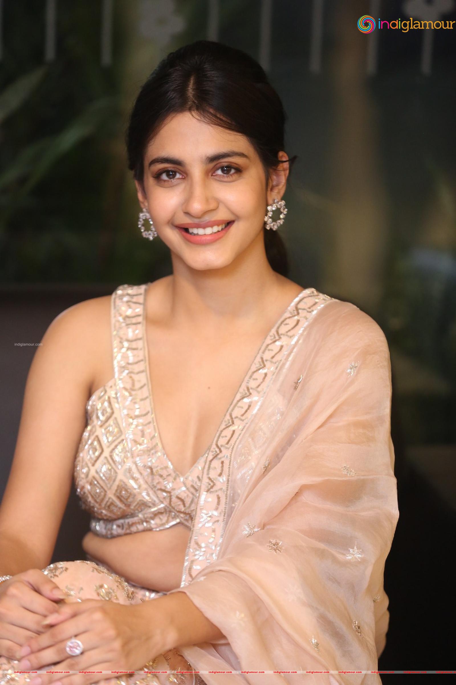 Pragati Srivastava Actress hd photo