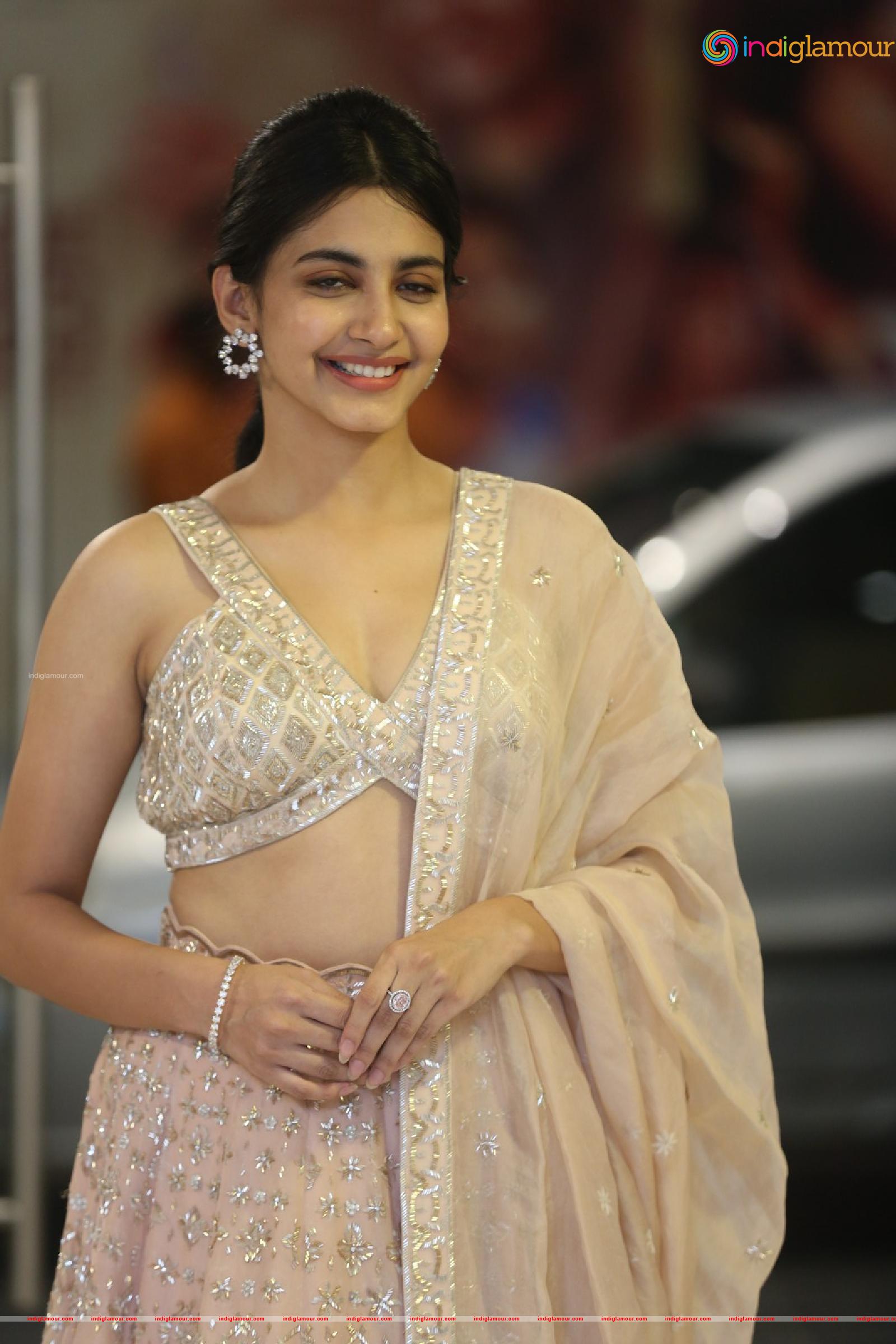 Pragati Srivastava Actress hd photo
