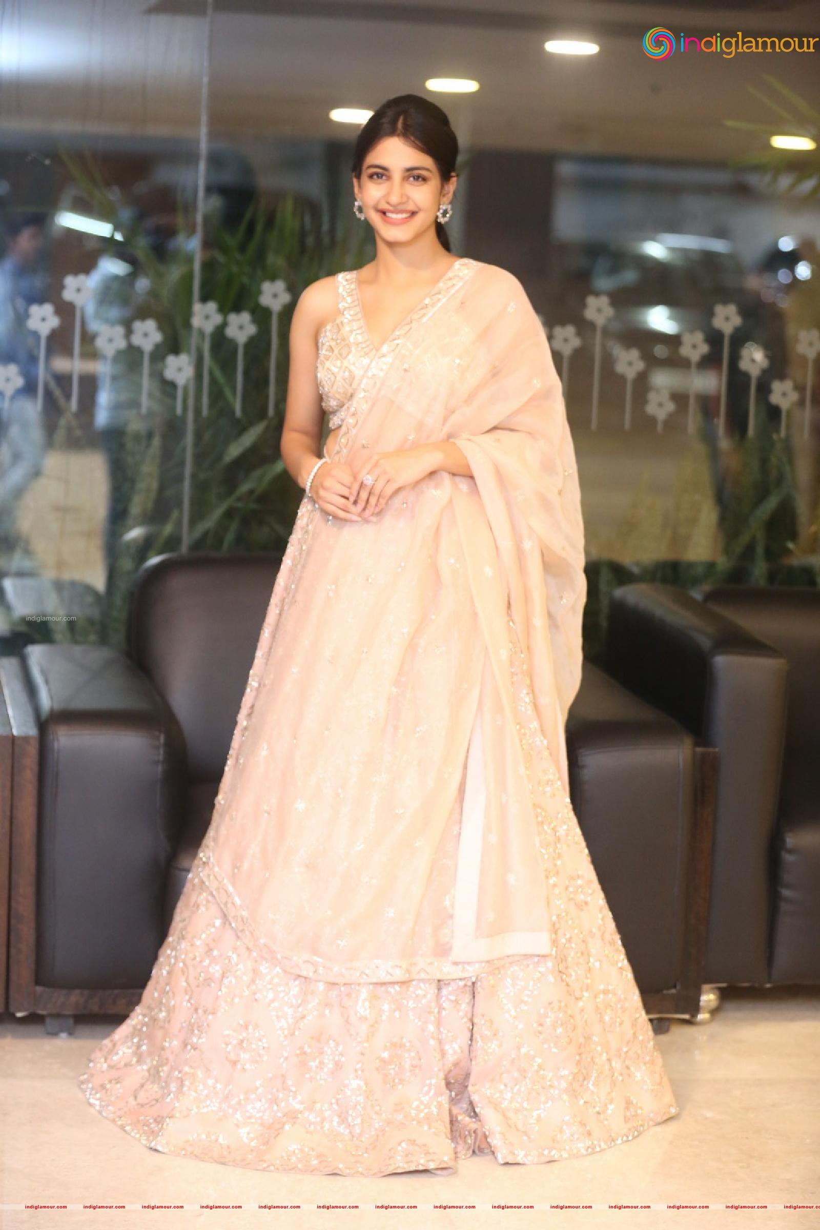 Pragati Srivastava Actress hd photo