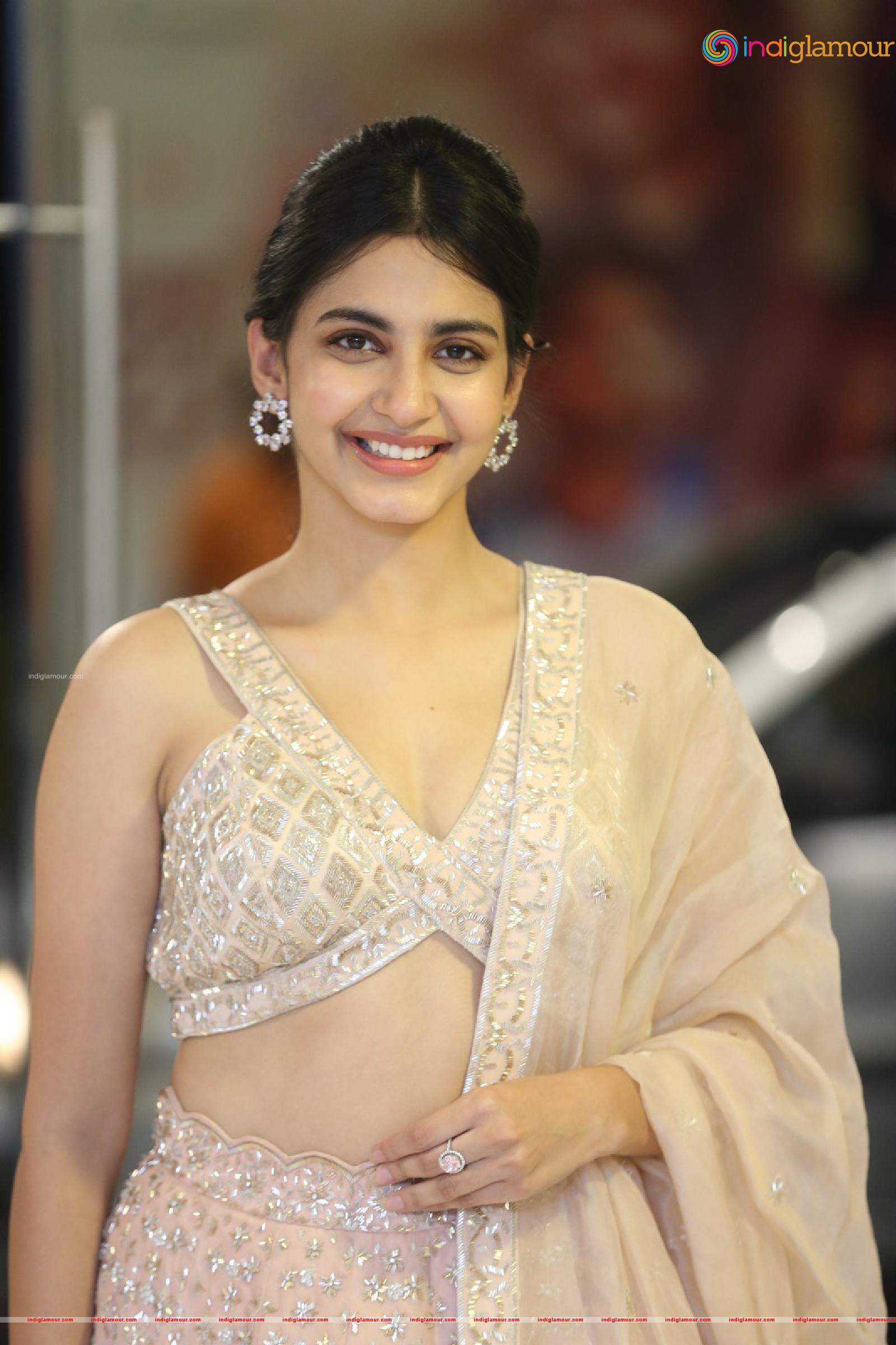 Pragati Srivastava Actress hd photo
