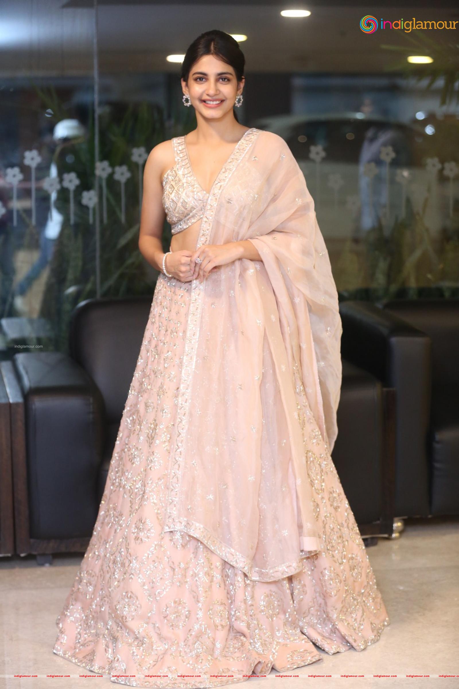 Pragati Srivastava Actress hd photo