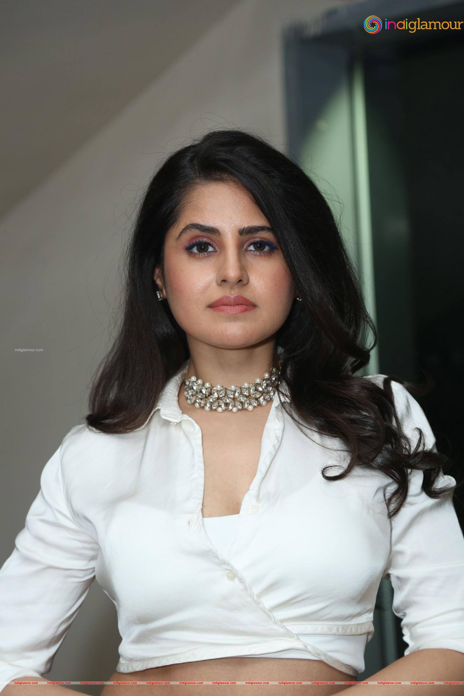 Garima Kaushal Actress hd photo