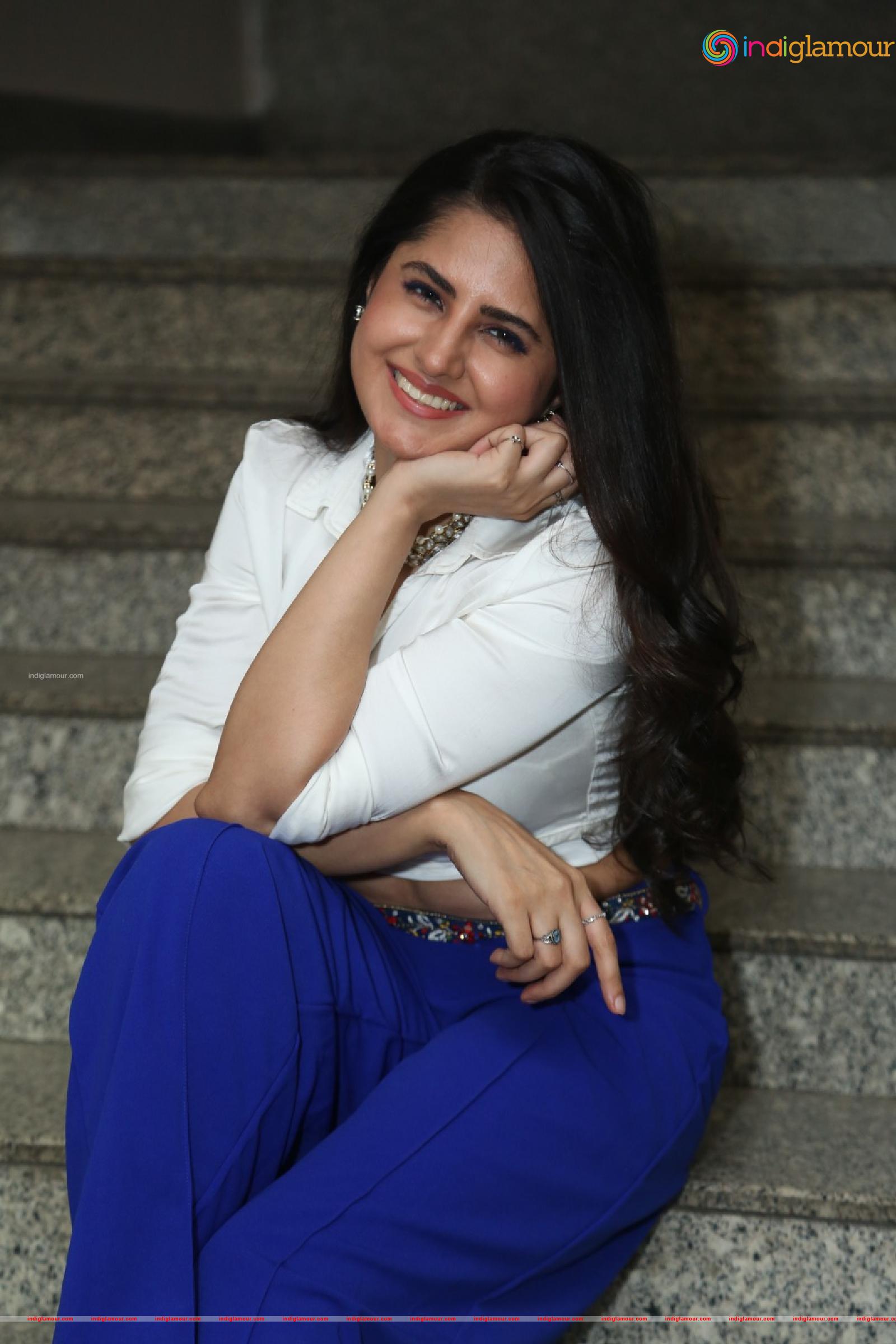 Garima Kaushal Actress hd photo