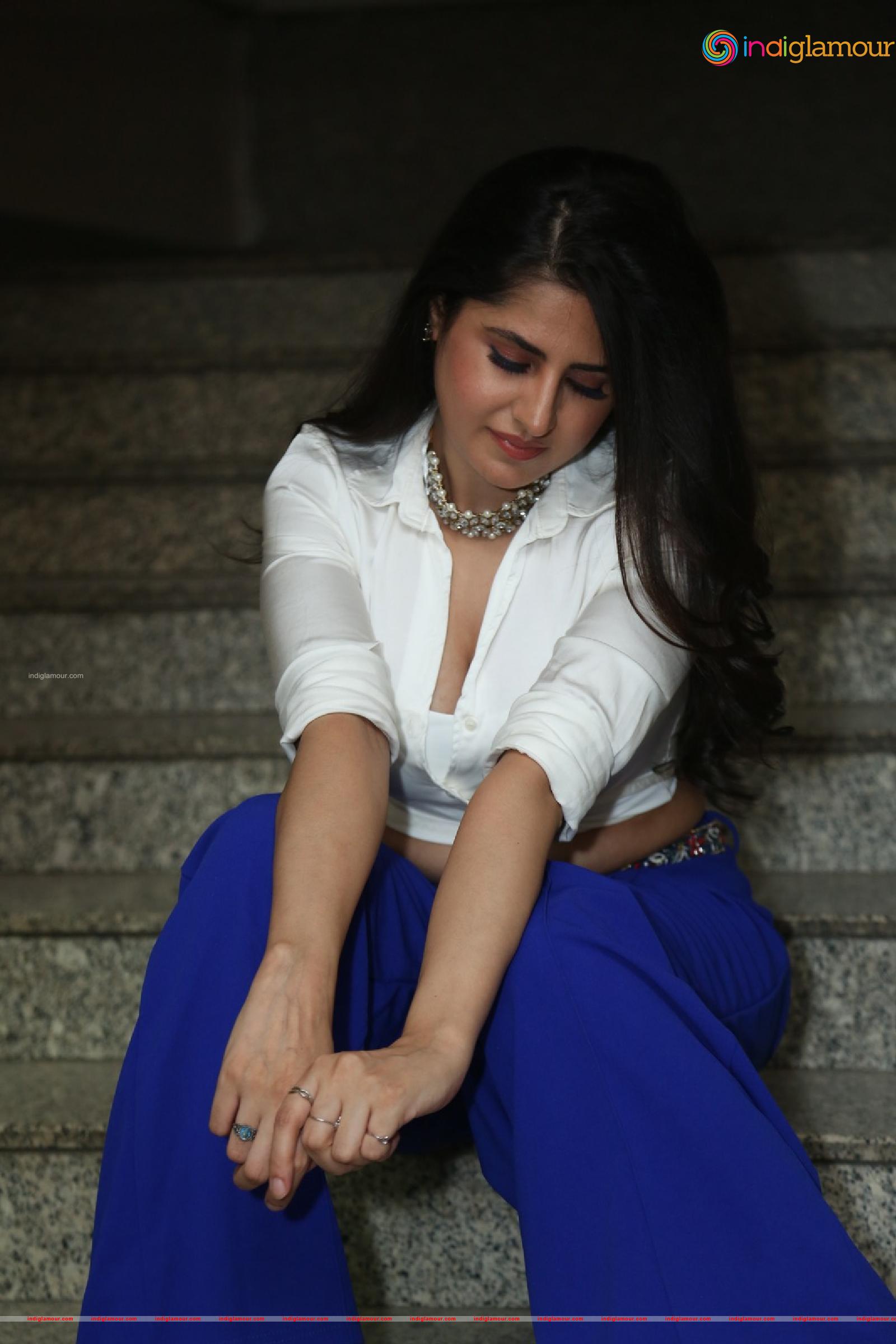 Garima Kaushal Actress hd photo