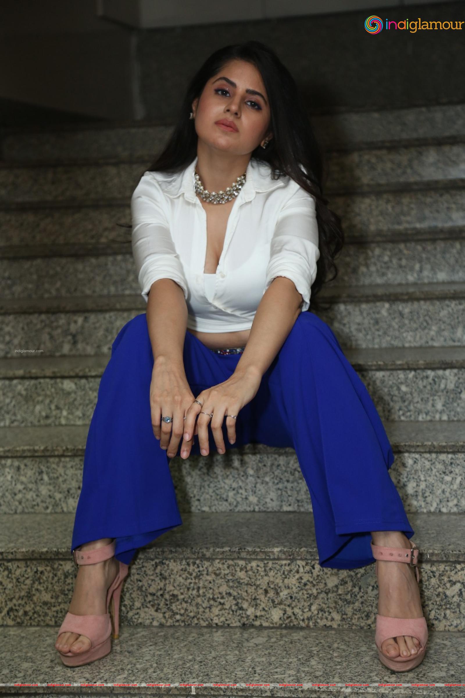Garima Kaushal Actress hd photo