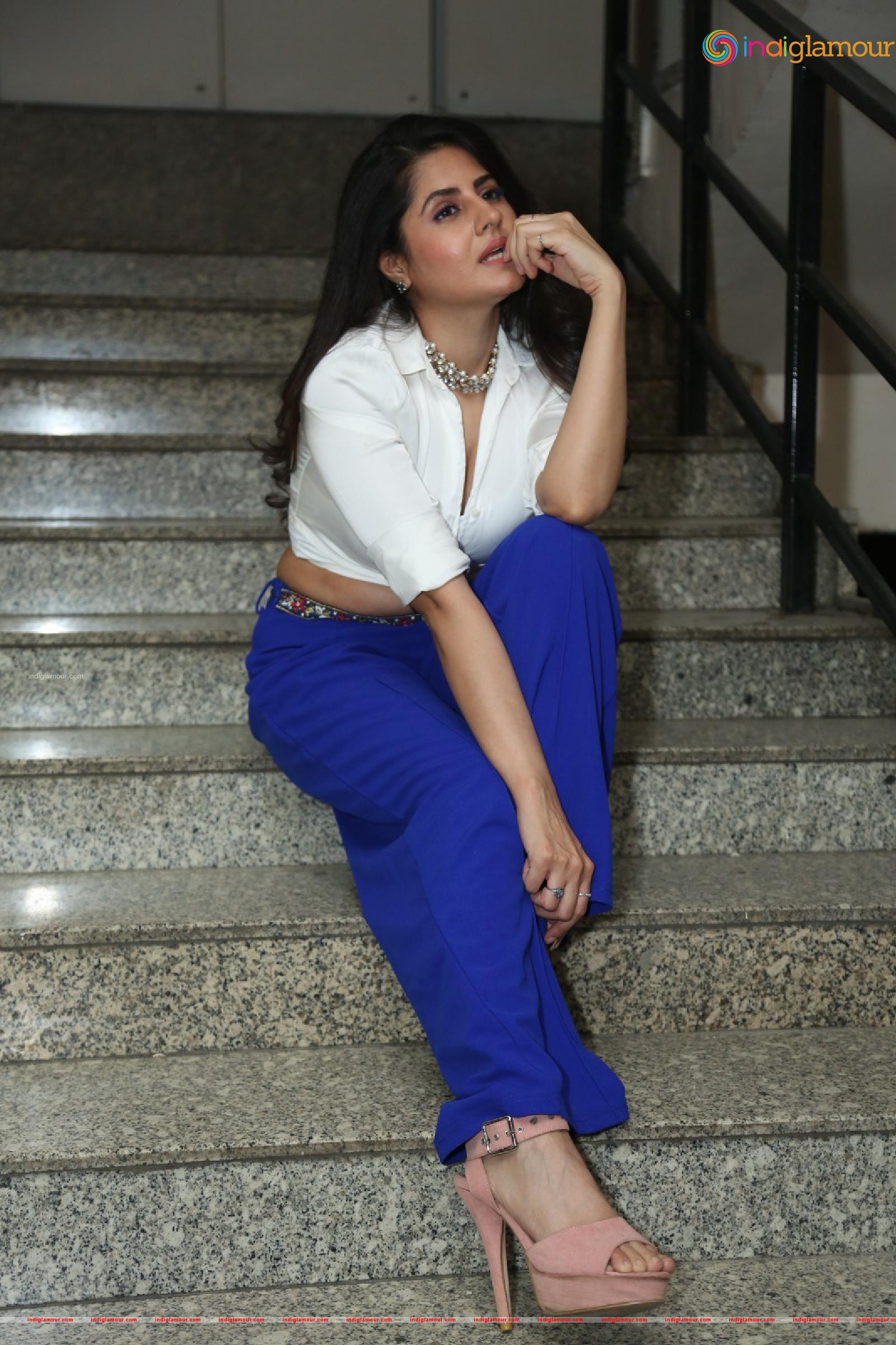 Garima Kaushal Actress hd photo