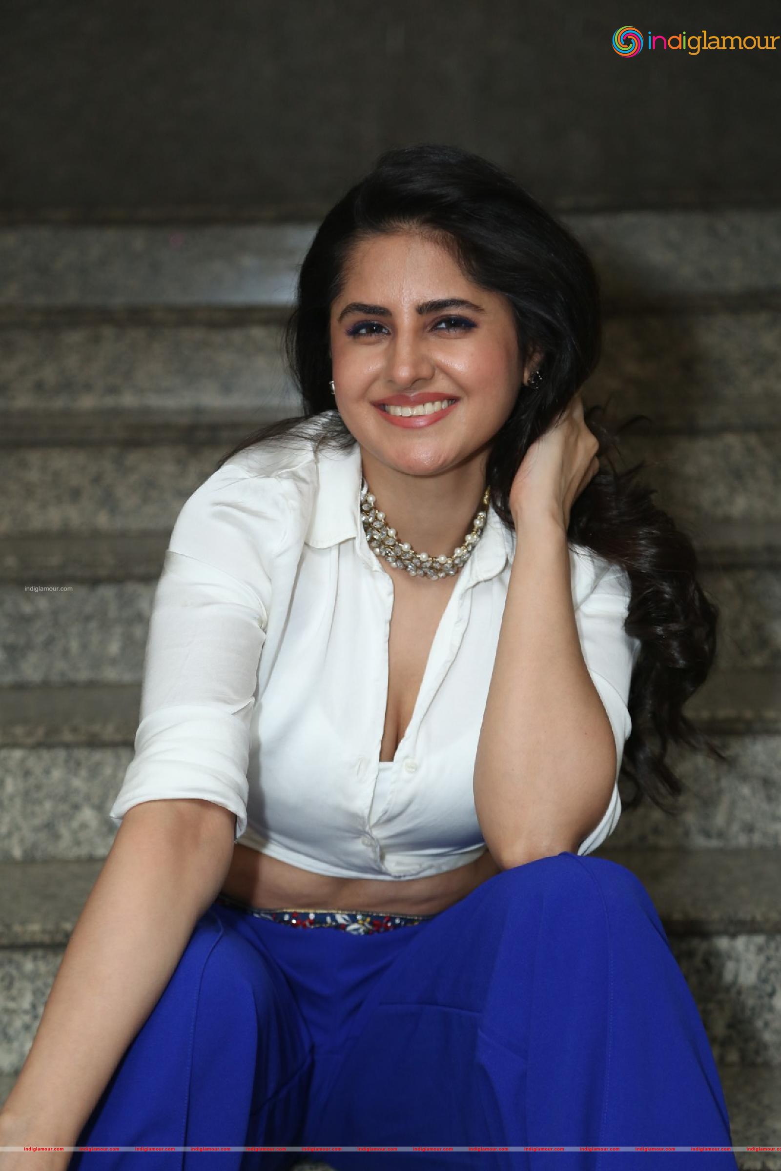 Garima Kaushal Actress hd photo